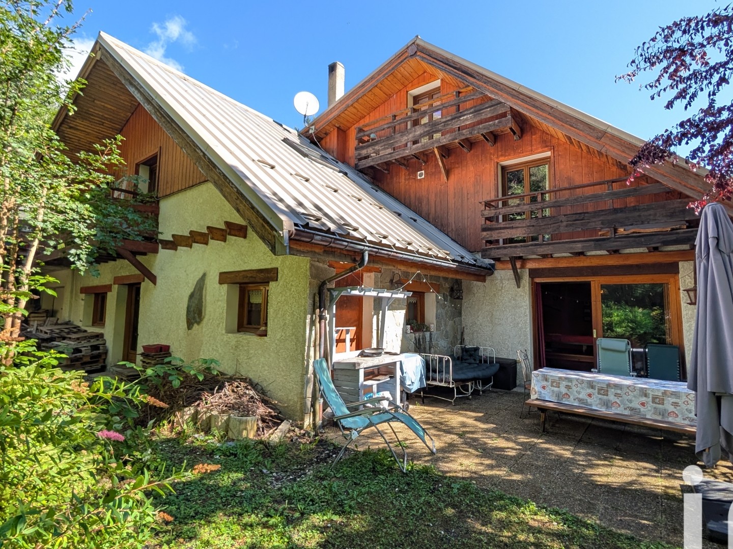Maison à vendre - 9 pièces - 199m2 - Saint-Andéol (38650)