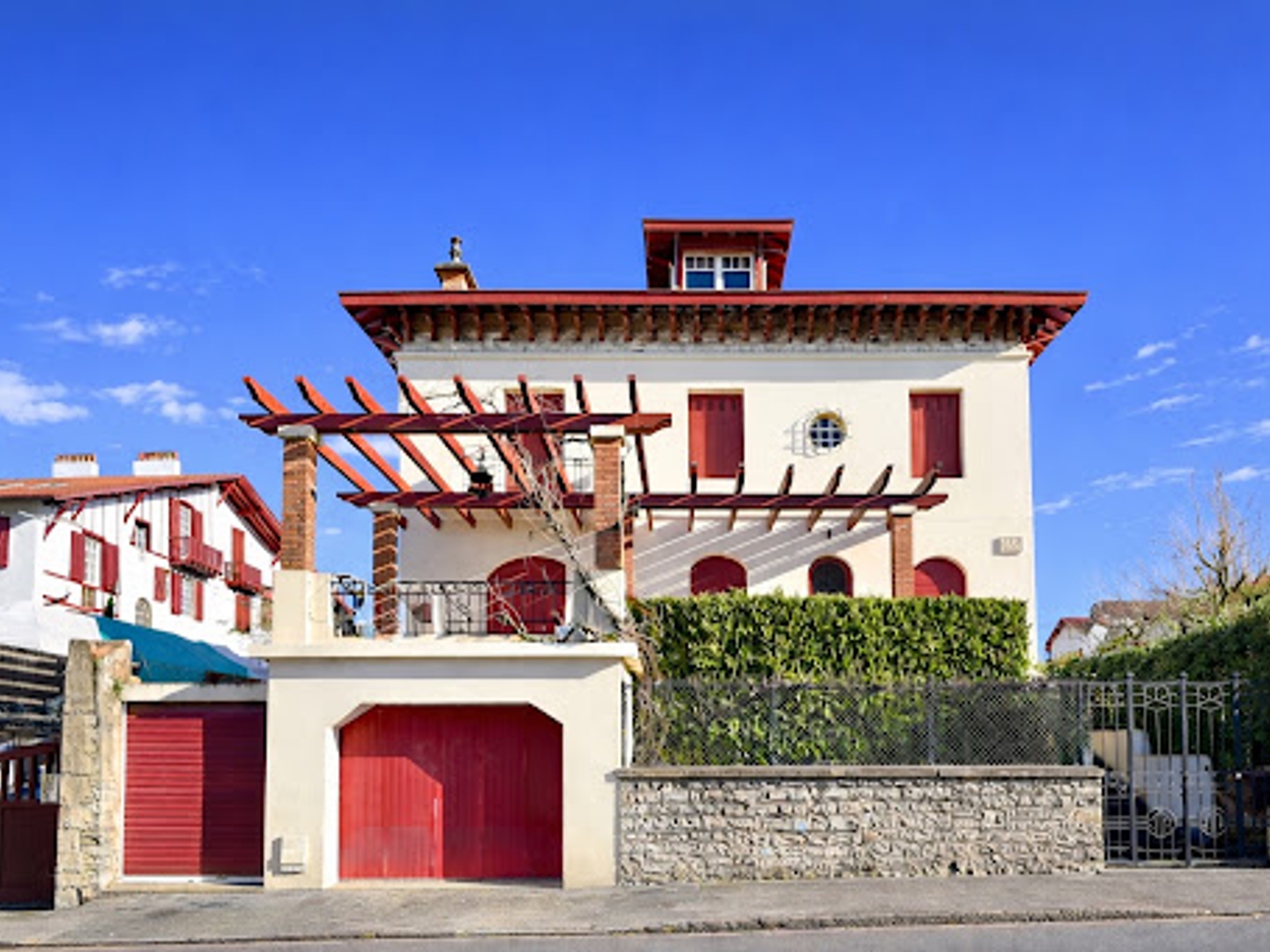 Maison à vendre - 10 pièces - 310m2 - Bayonne (64100)