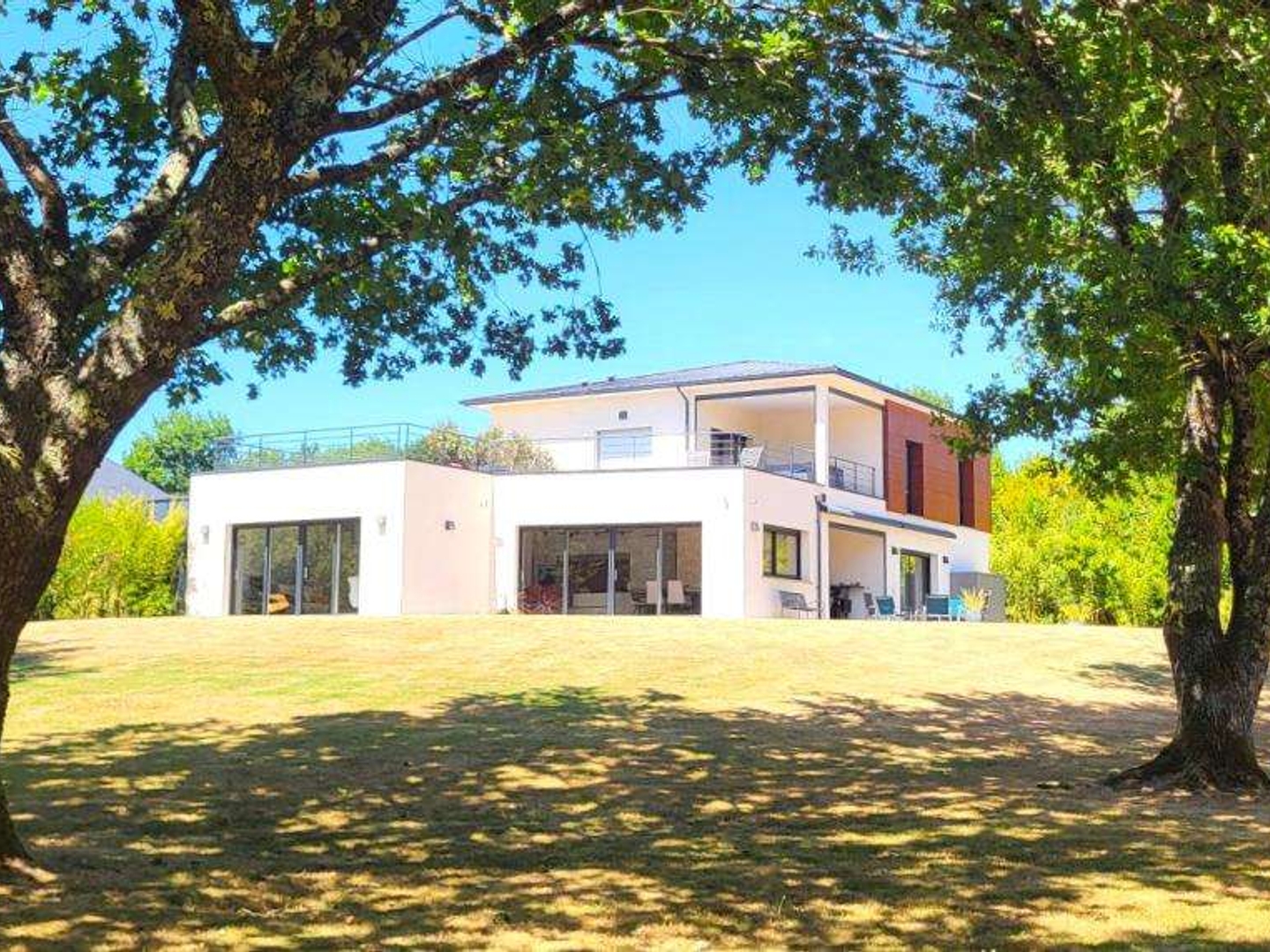 Maison 7 pièces 232 m²