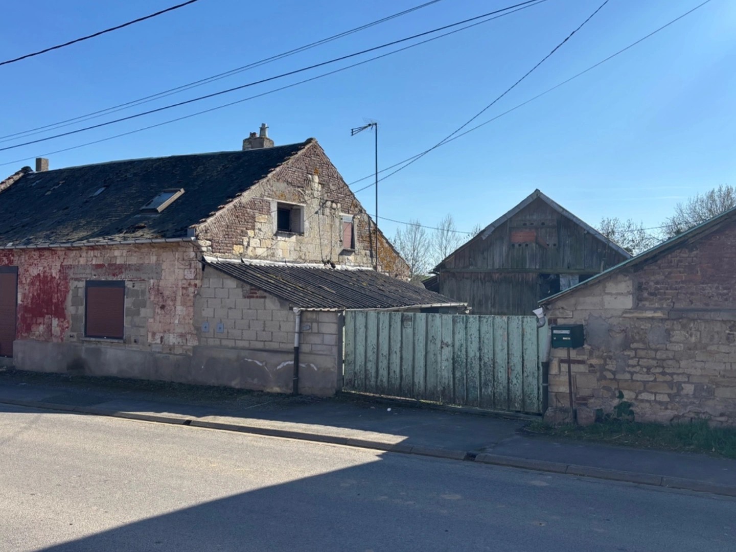 Maison à vendre - 6 pièces - 140m2 - Vadencourt (02120)