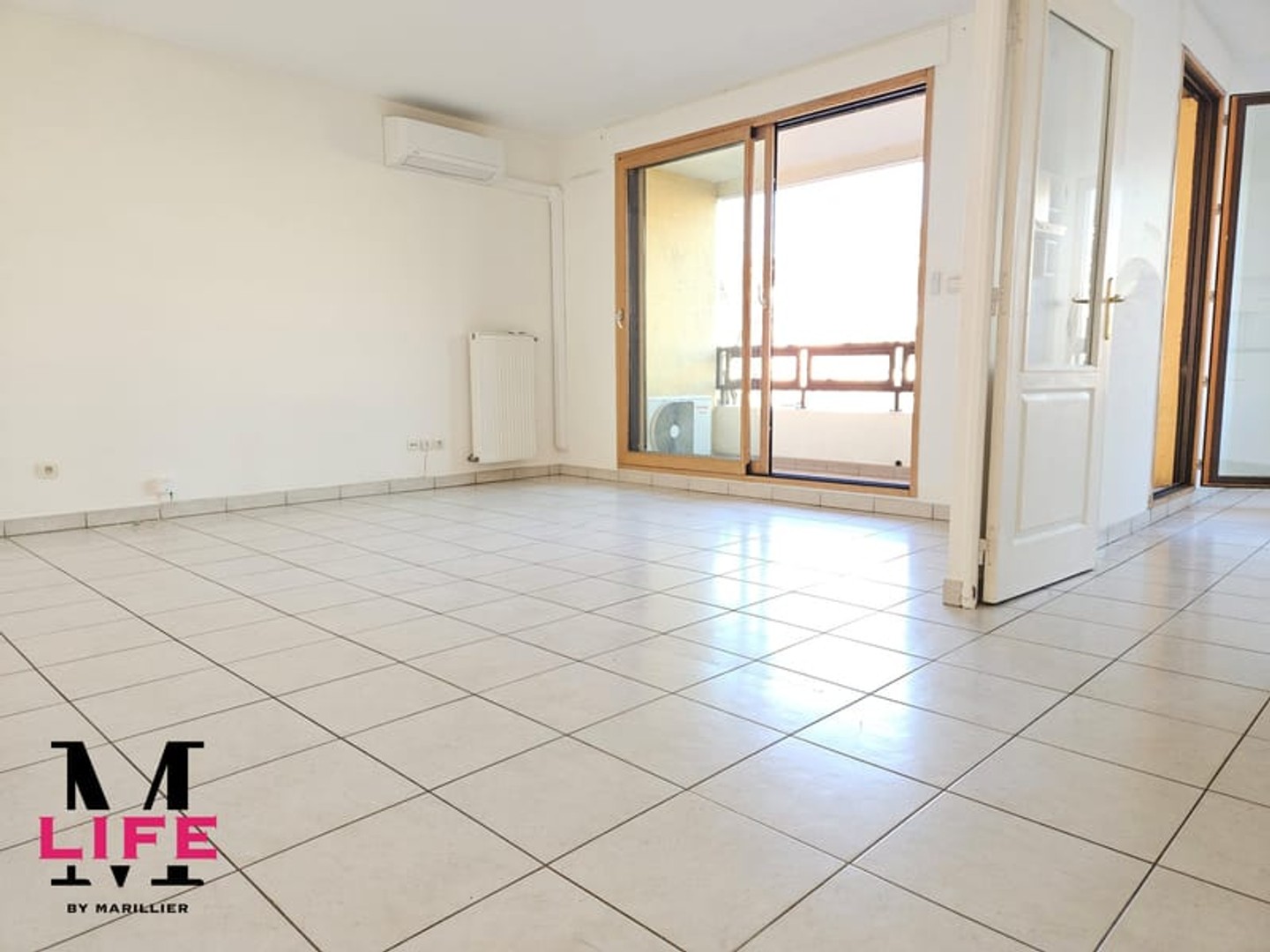 Appartement à vendre - 4 pièces - 73m2 - Décines-Charpieu (69150)