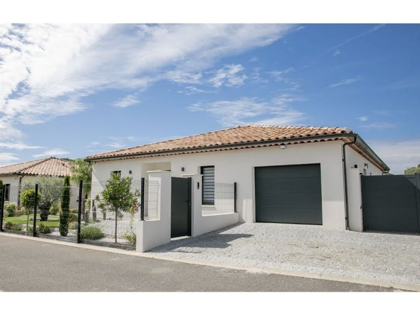 Maison à vendre - 5 pièces - 100m2 - Maillane (13910)