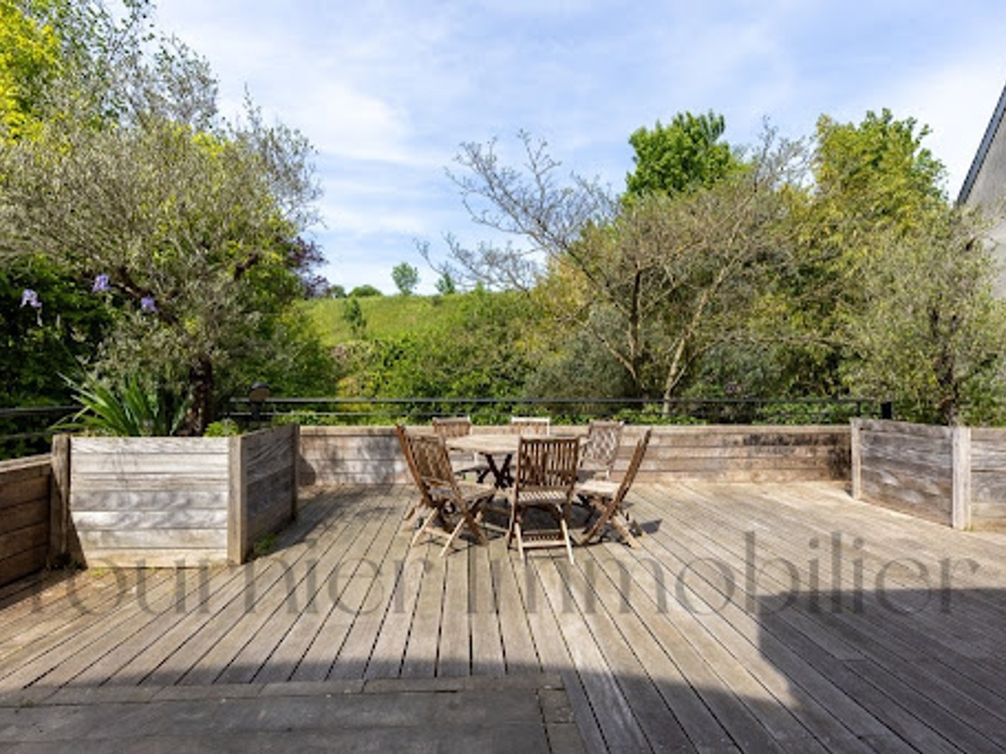 Maison à vendre - 8 pièces - 420m2 - Besançon (25000)