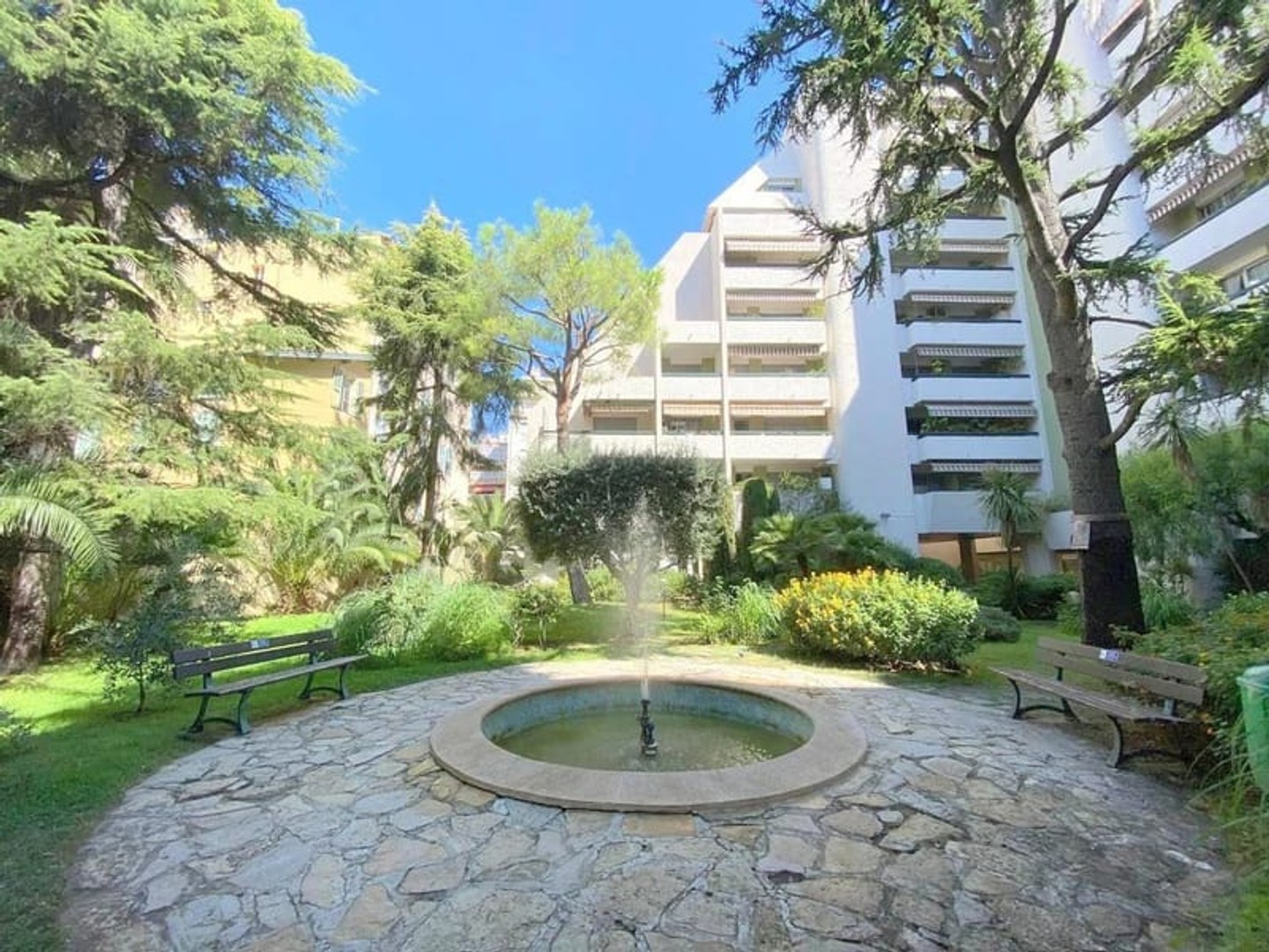 Appartement à vendre - 3 pièces - 70m2 - Nice (06000)