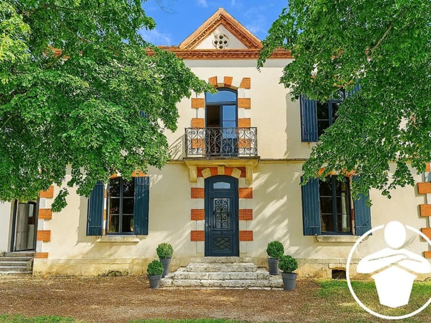 Maison à vendre - 9 pièces - 262m2 - Casseneuil (47440)