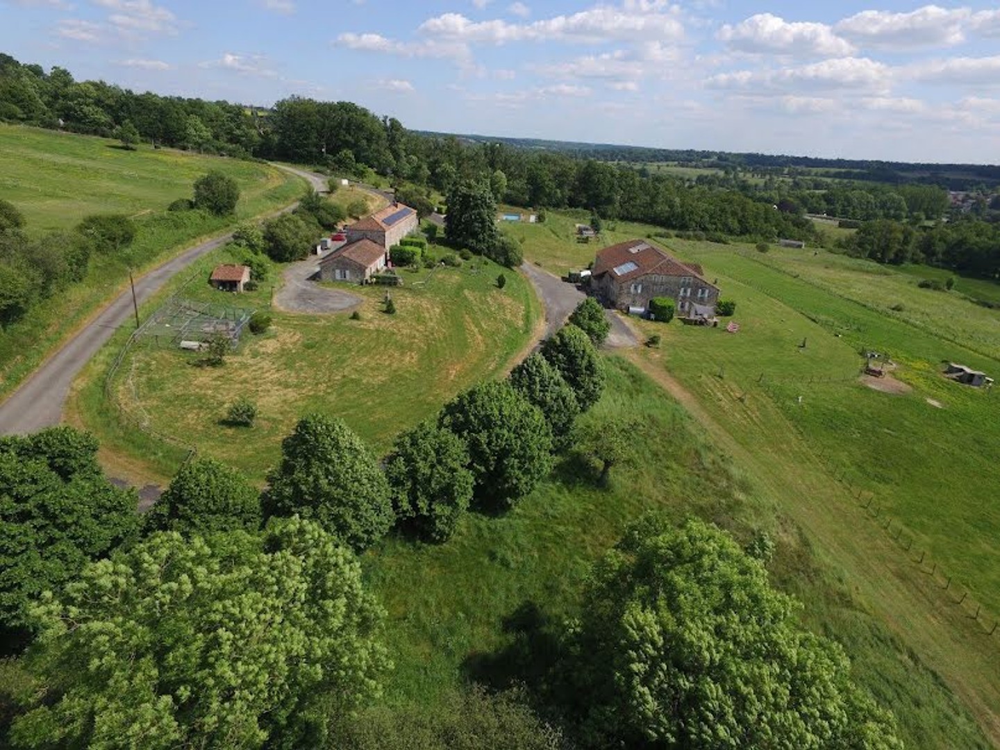 Maison 34 pièces 1270 m²