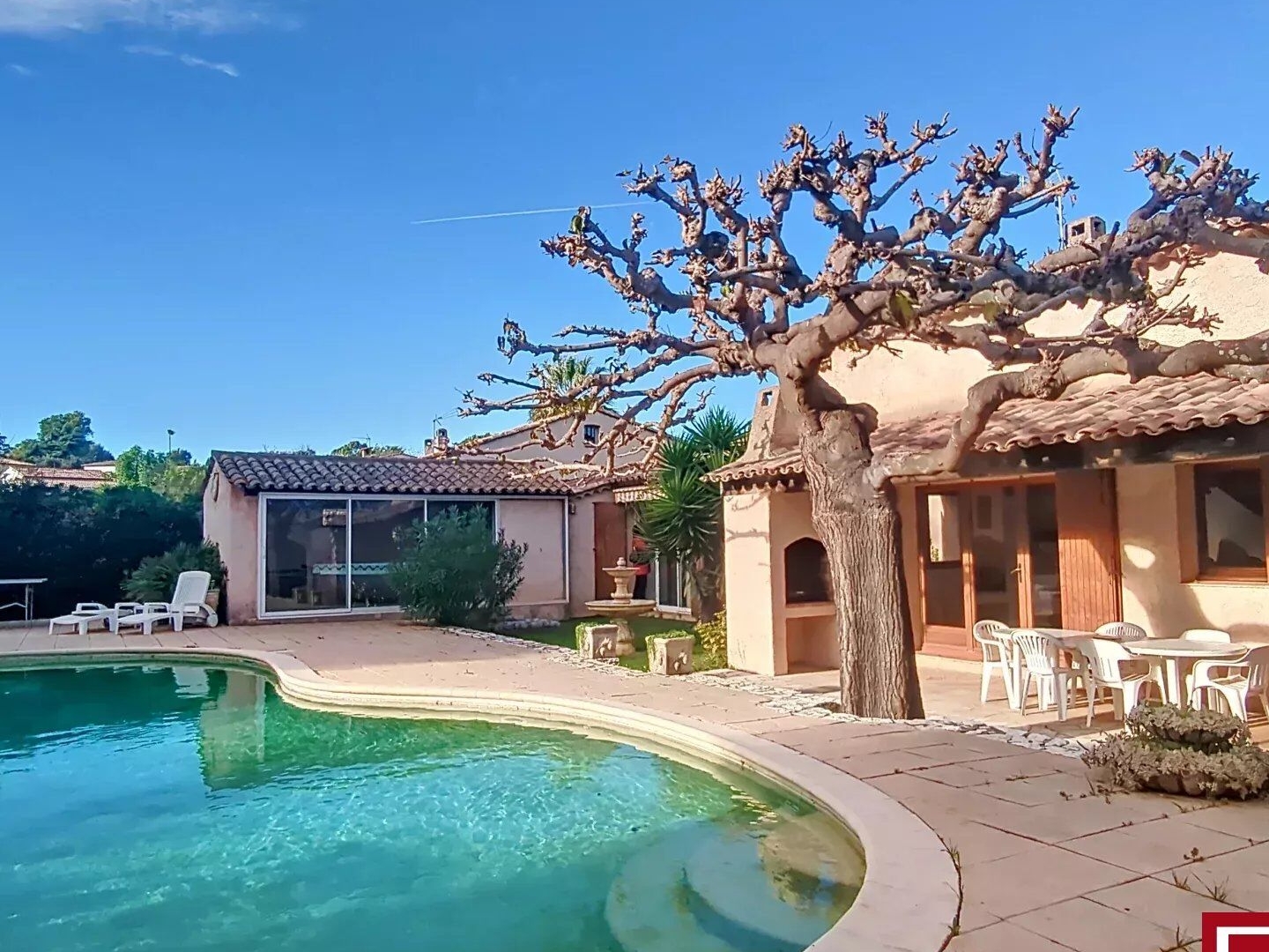 Maison à vendre - 6 pièces - 190m2 - Antibes (06600)
