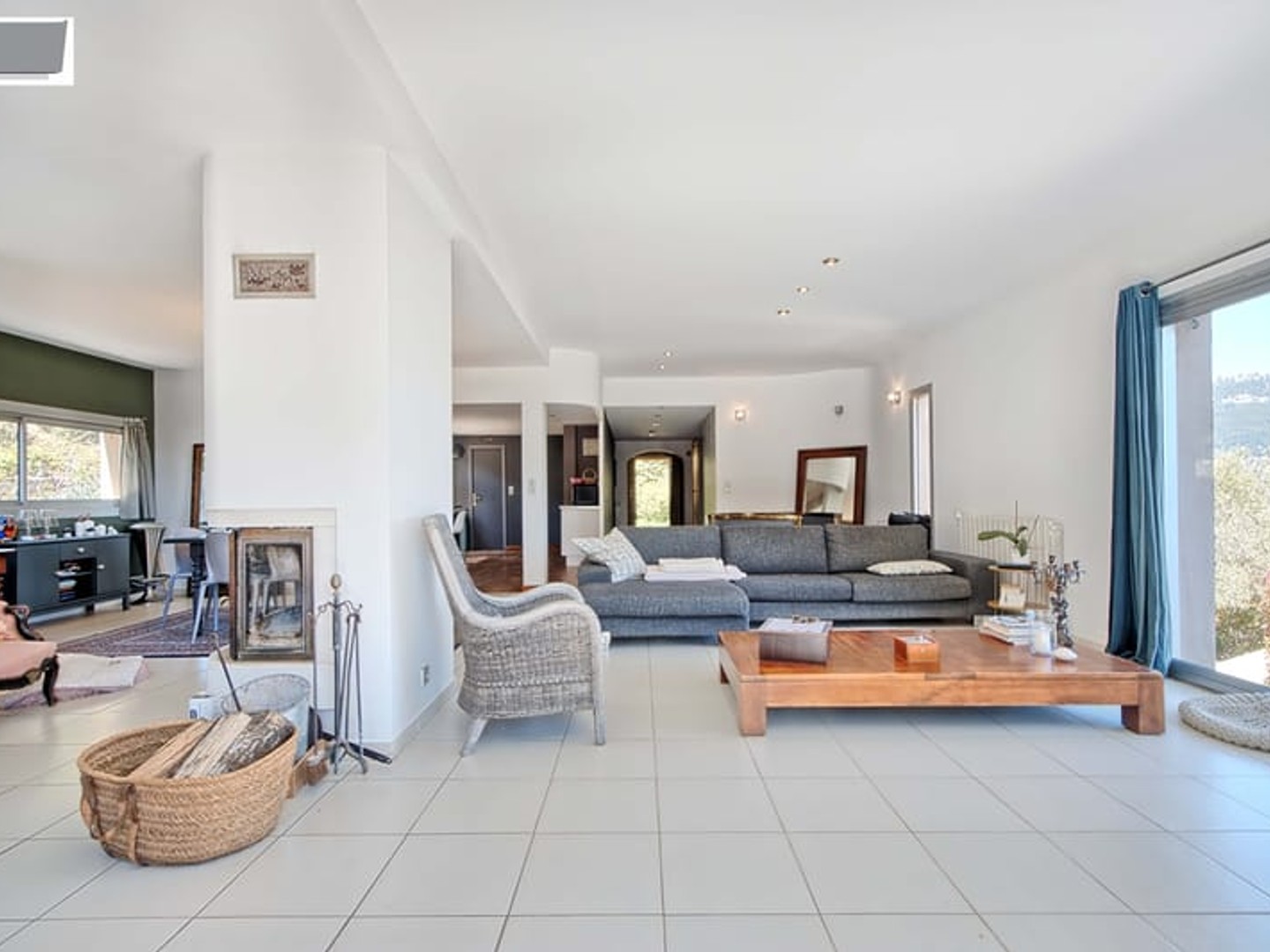 Maison à vendre - 6 pièces - 240m2 - Toulon (83000)