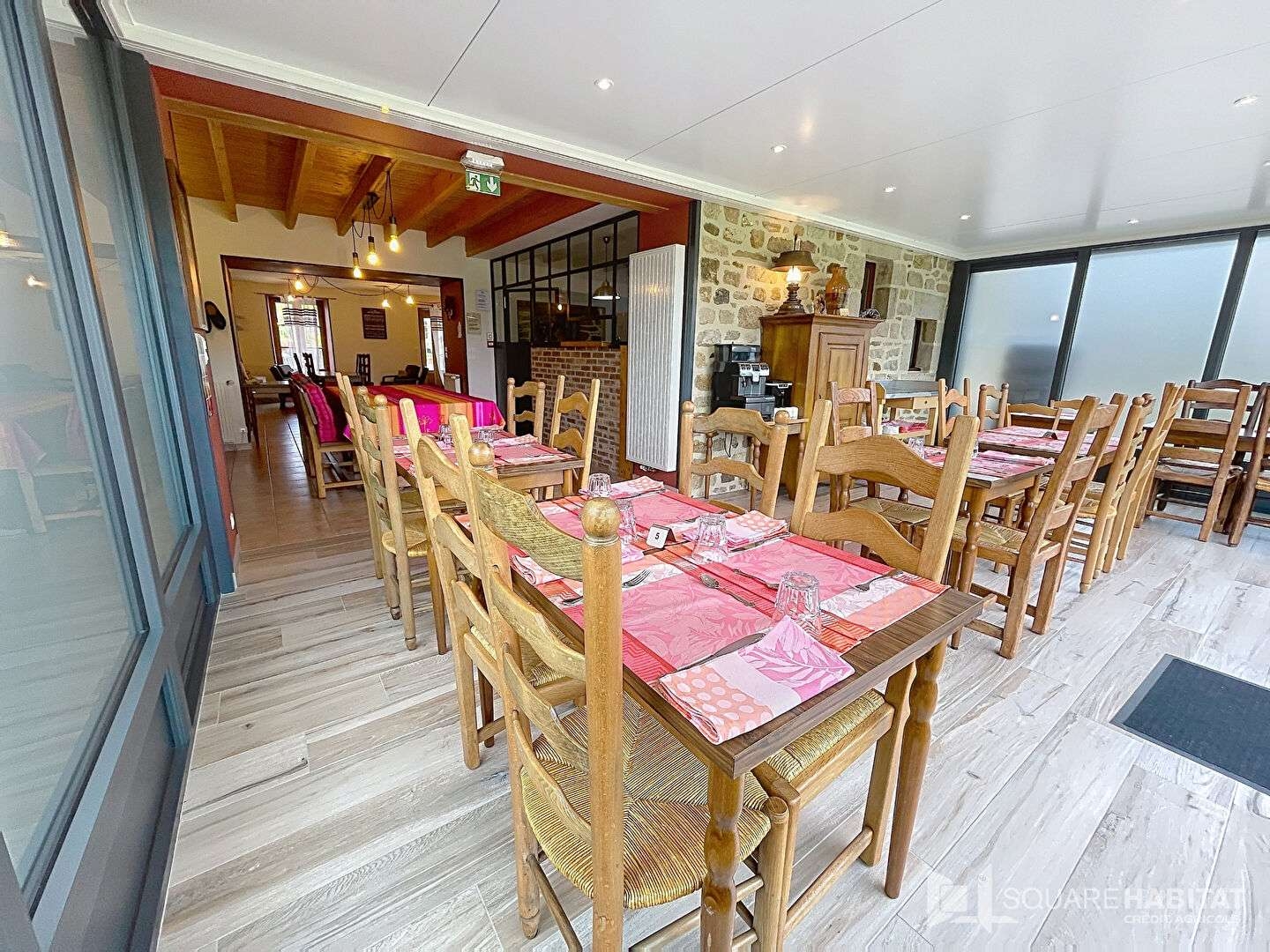 Maison 15 pièces 400 m²
