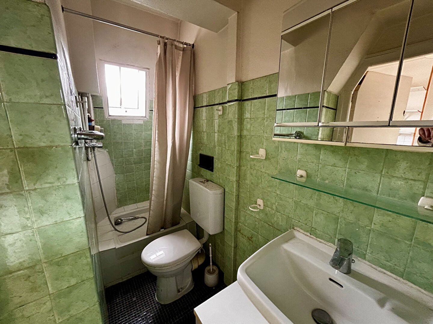 Appartement à vendre - 2 pièces - 25m2 - Saint-Cloud (92210)