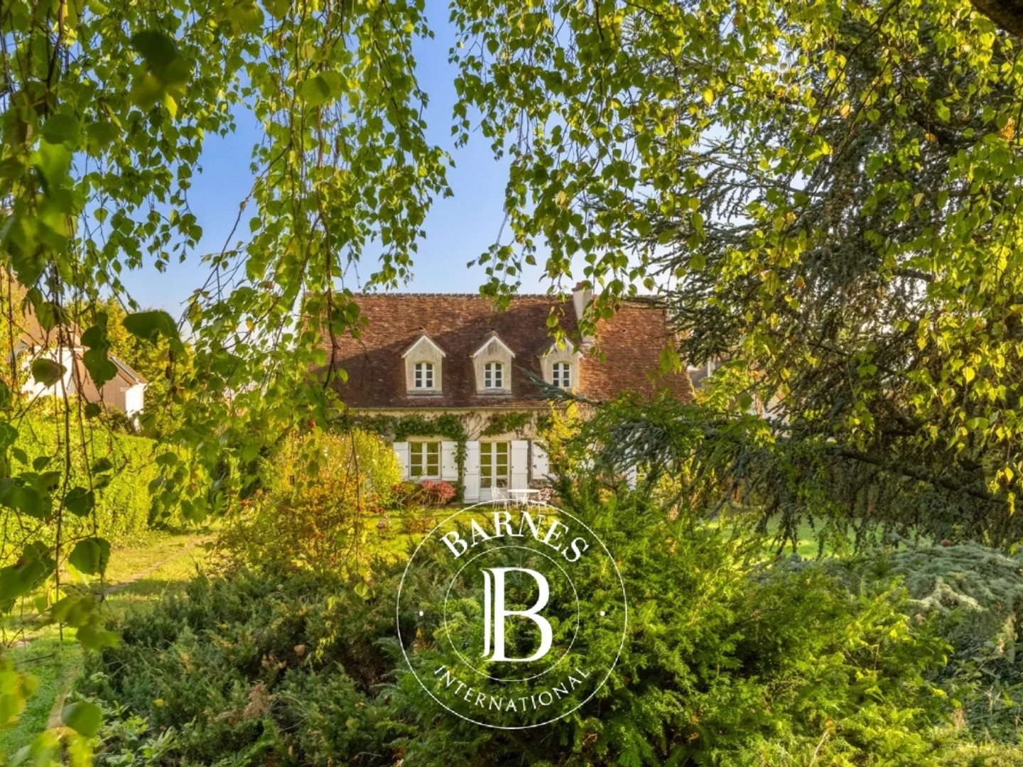 Sté Barnes - EXCLUSIVITÉ - Maison et Annexe à BOUGIVAL