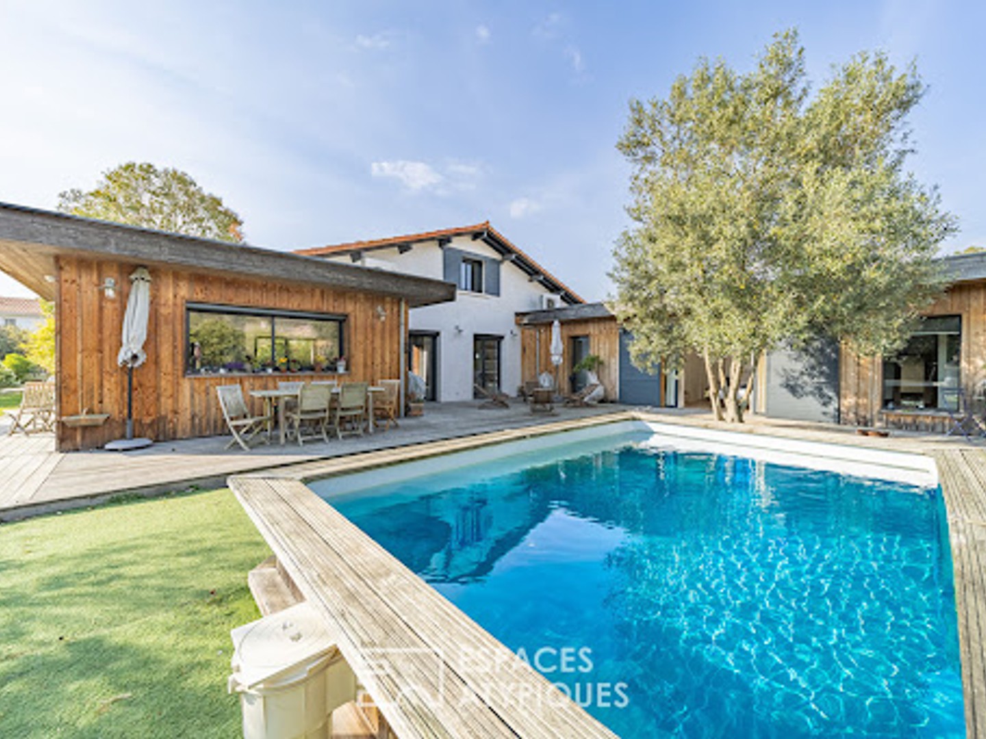 Maison à vendre - 6 pièces - 184m2 - Gujan-Mestras (33470)