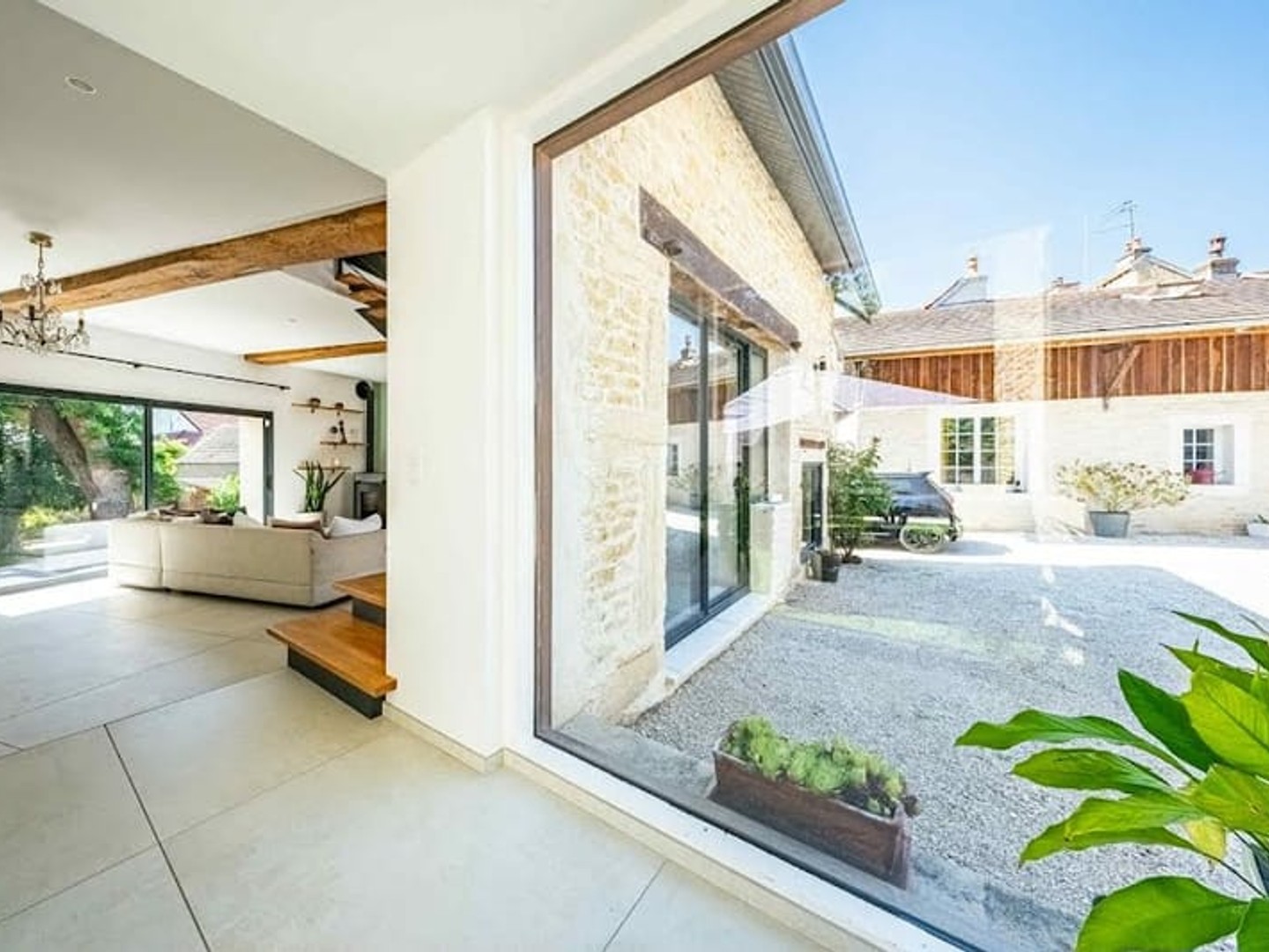 Maison à vendre - 9 pièces - 300m2 - Fontaine-Lès-Dijon (21121)