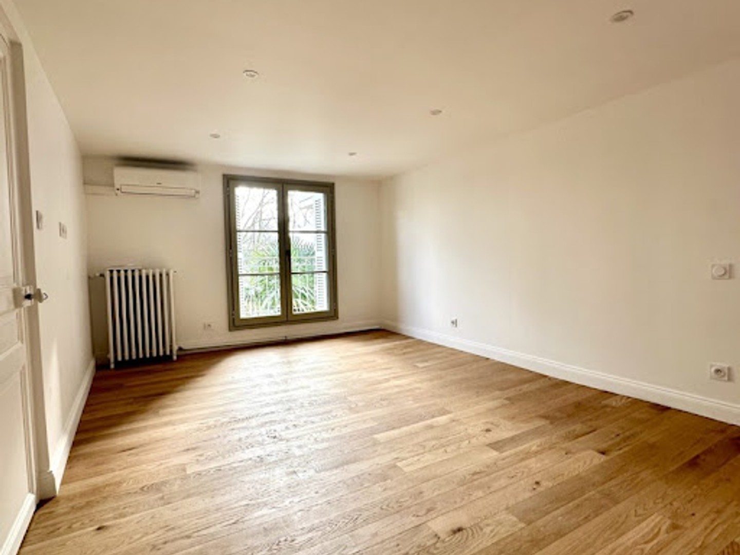 Maison 10 pièces 330 m²