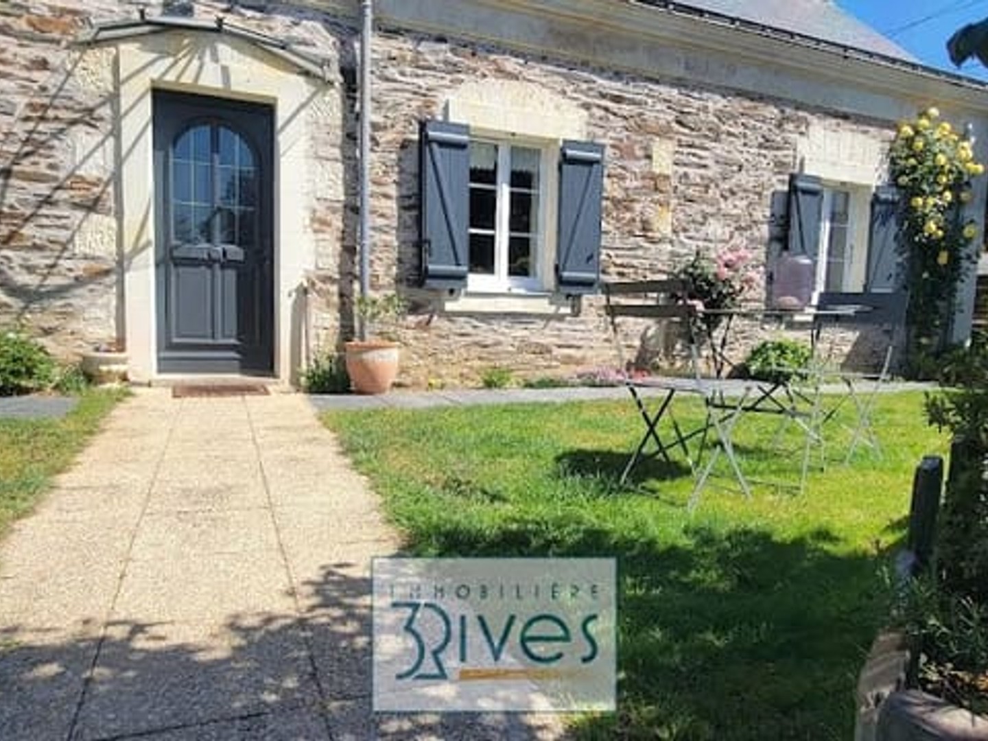 Maison à vendre - 8 pièces - 155m2 - Les Garennes Sur ... (49610)