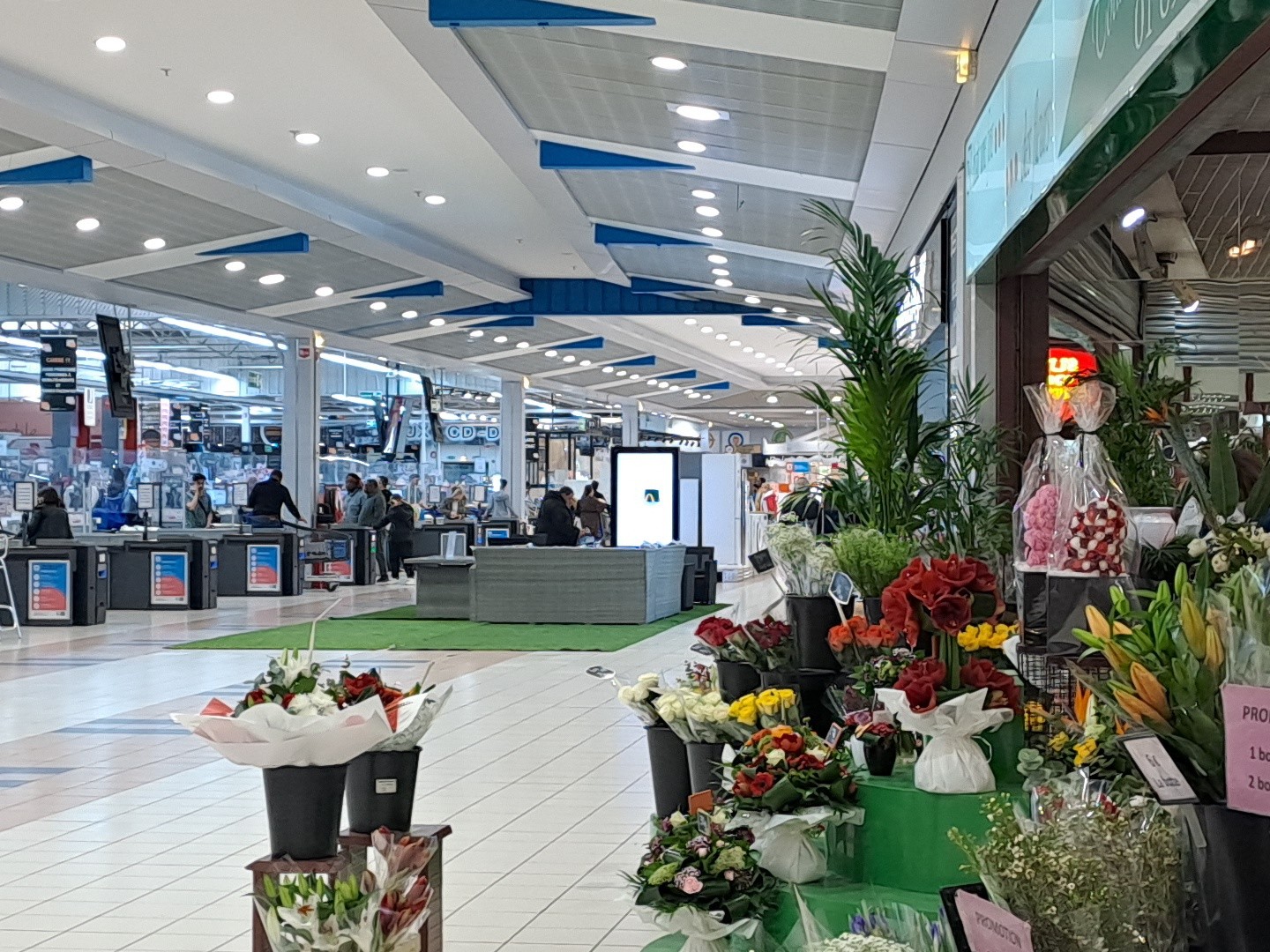 Magasin à vendre - 64m2 - Viry-Châtillon (91170)