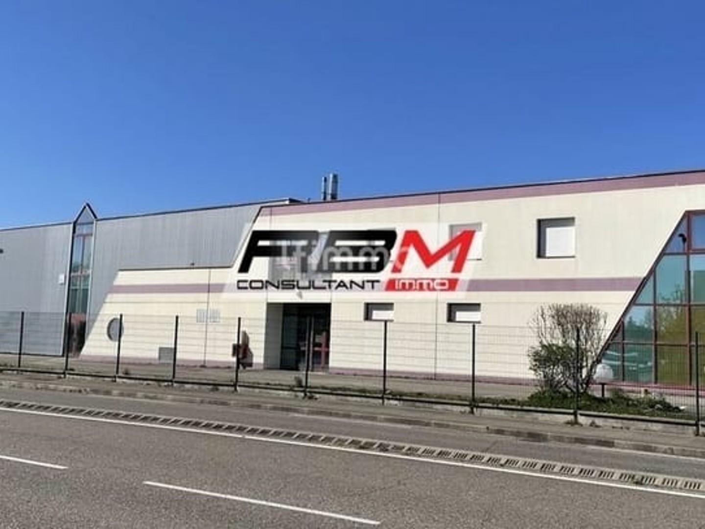 Ensemble immobilier industriel à Wittenheim (68270) - Haut-Rhin