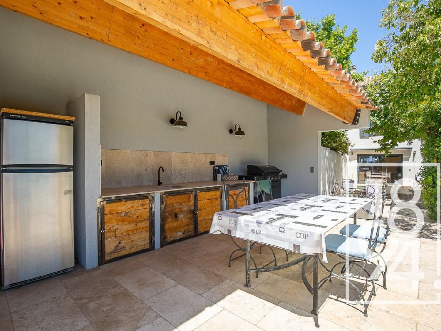 Maison à vendre - 6 pièces - 171m2 - Marseille 13e (13013)