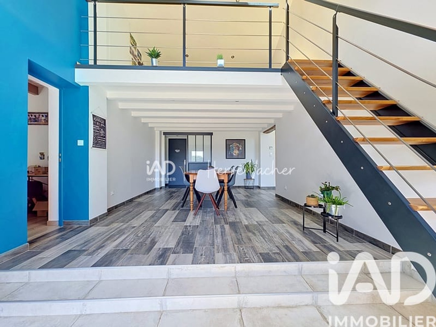 Maison à vendre - 4 pièces - 155m2 - Jayat (01340)