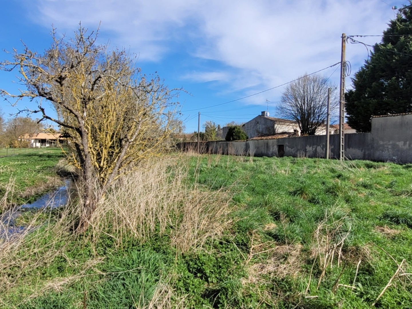 Terrain à vendre - 710m2 - La Vergne (17400)