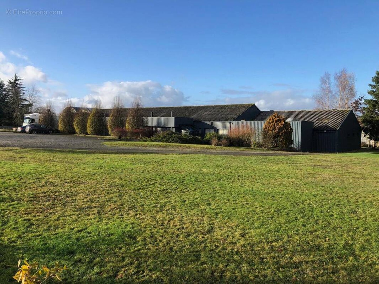 Magasin à vendre - 5 pièces - 1460m2 - Tourouvre Au Perche (61190)