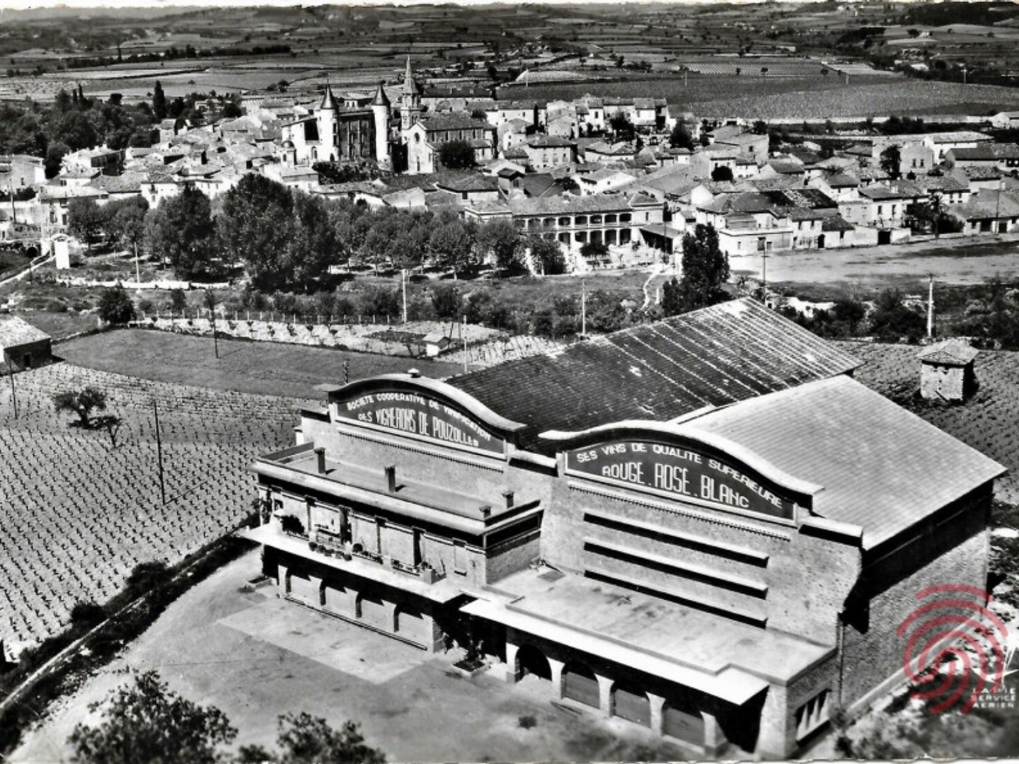 Parking / garage / box à vendre - 3000m2 - Béziers (34500)