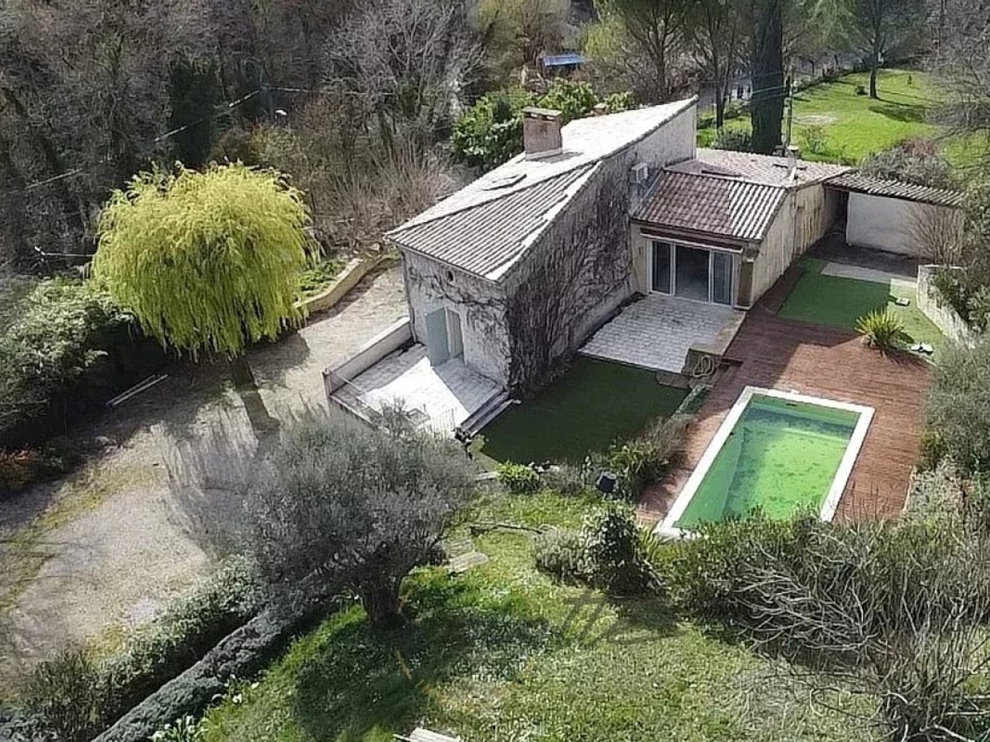 Maison à vendre - 11 pièces - 315m2 - Condillac (26740)