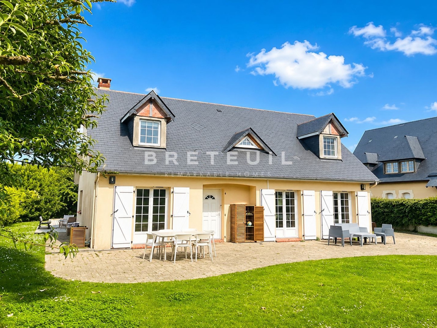 Maison à vendre - 7 pièces - 149m2 - Villers-Sur-Mer (14640)