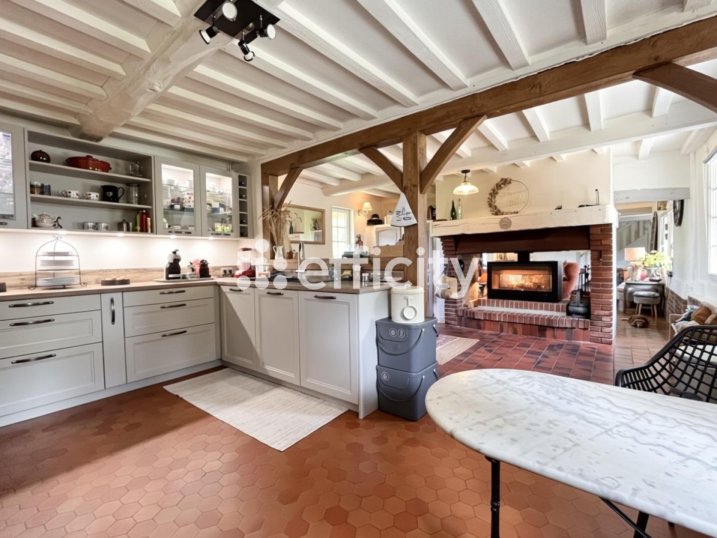 Maison à vendre - 5 pièces - 185m2 - Saint-Pierre-Du-Val (27210)