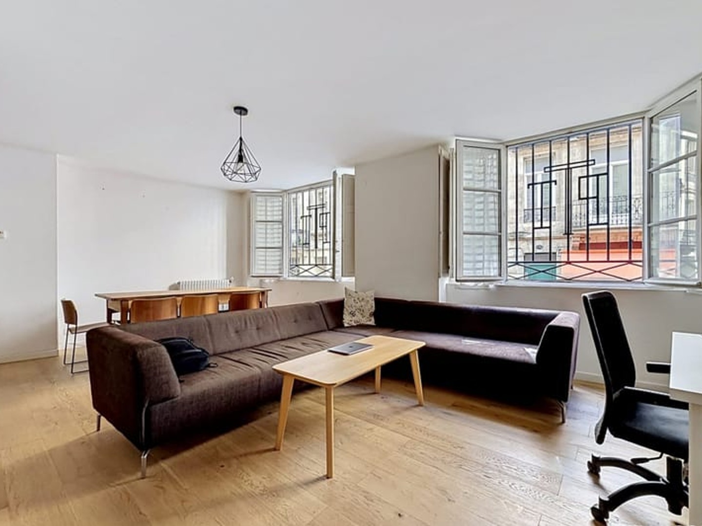 Appartement à vendre - 4 pièces - 111m2 - Bordeaux (33000)