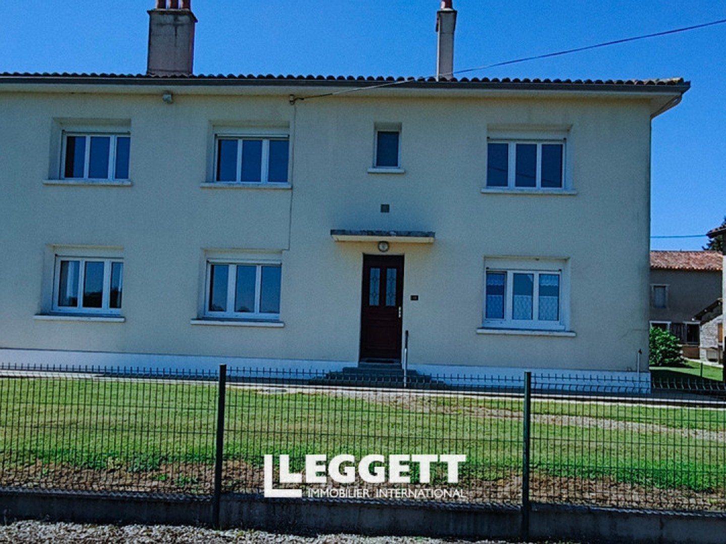 Maison à vendre - 7 pièces - 160m2 - Raix (16240)
