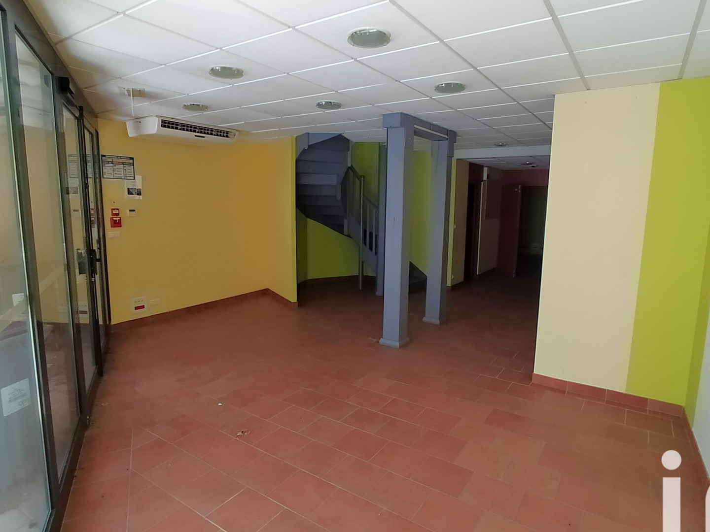 Immeuble à vendre - 379m2 - Langres (52200)