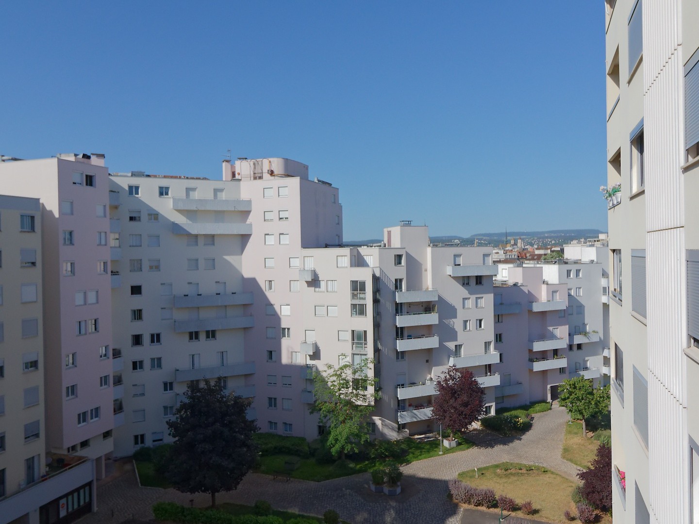 Appartement à vendre - 4 pièces - 97m2 - Dijon (21000)
