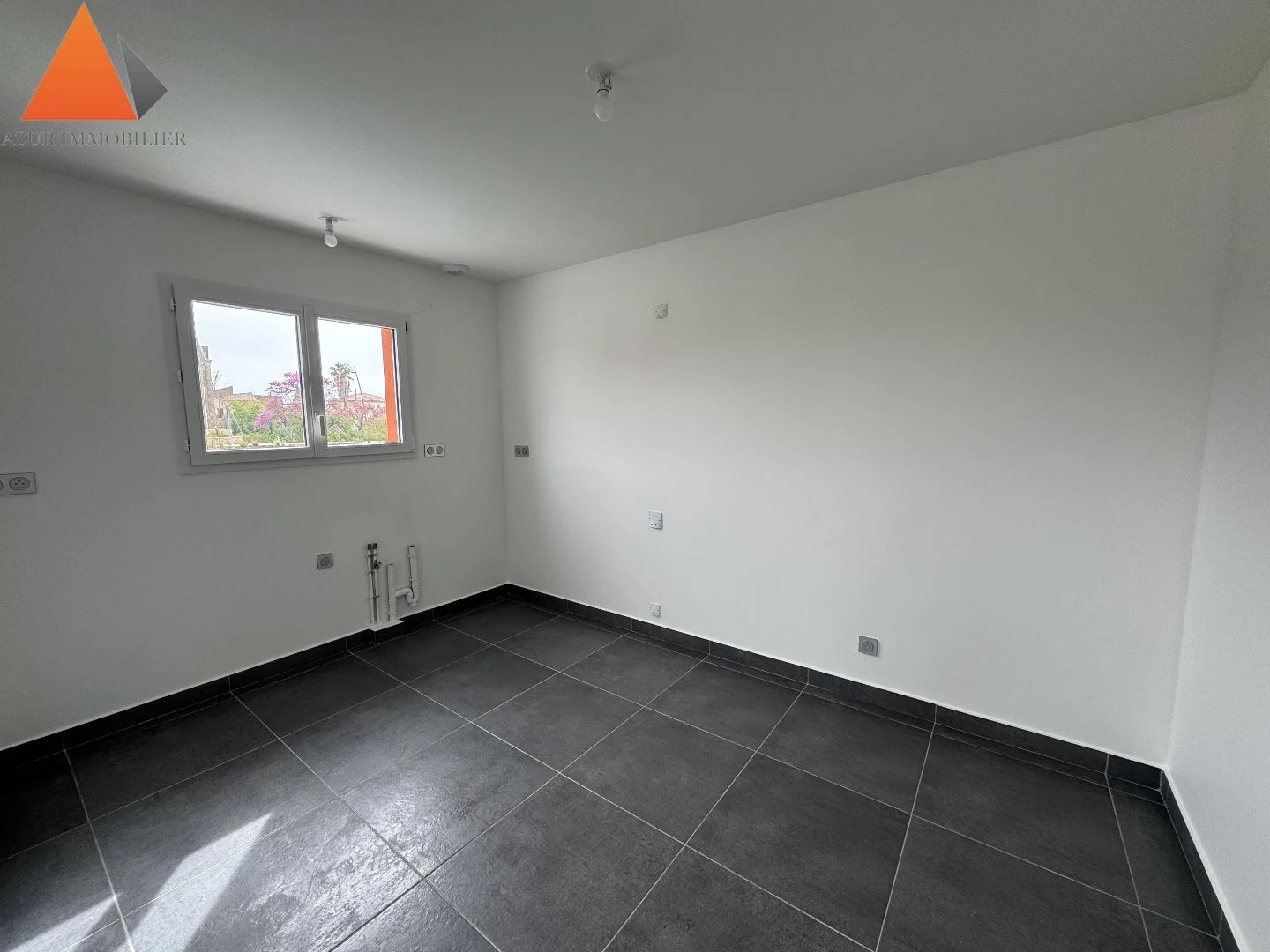 Maison à vendre - 4 pièces - 90m2 - Vias (34450)