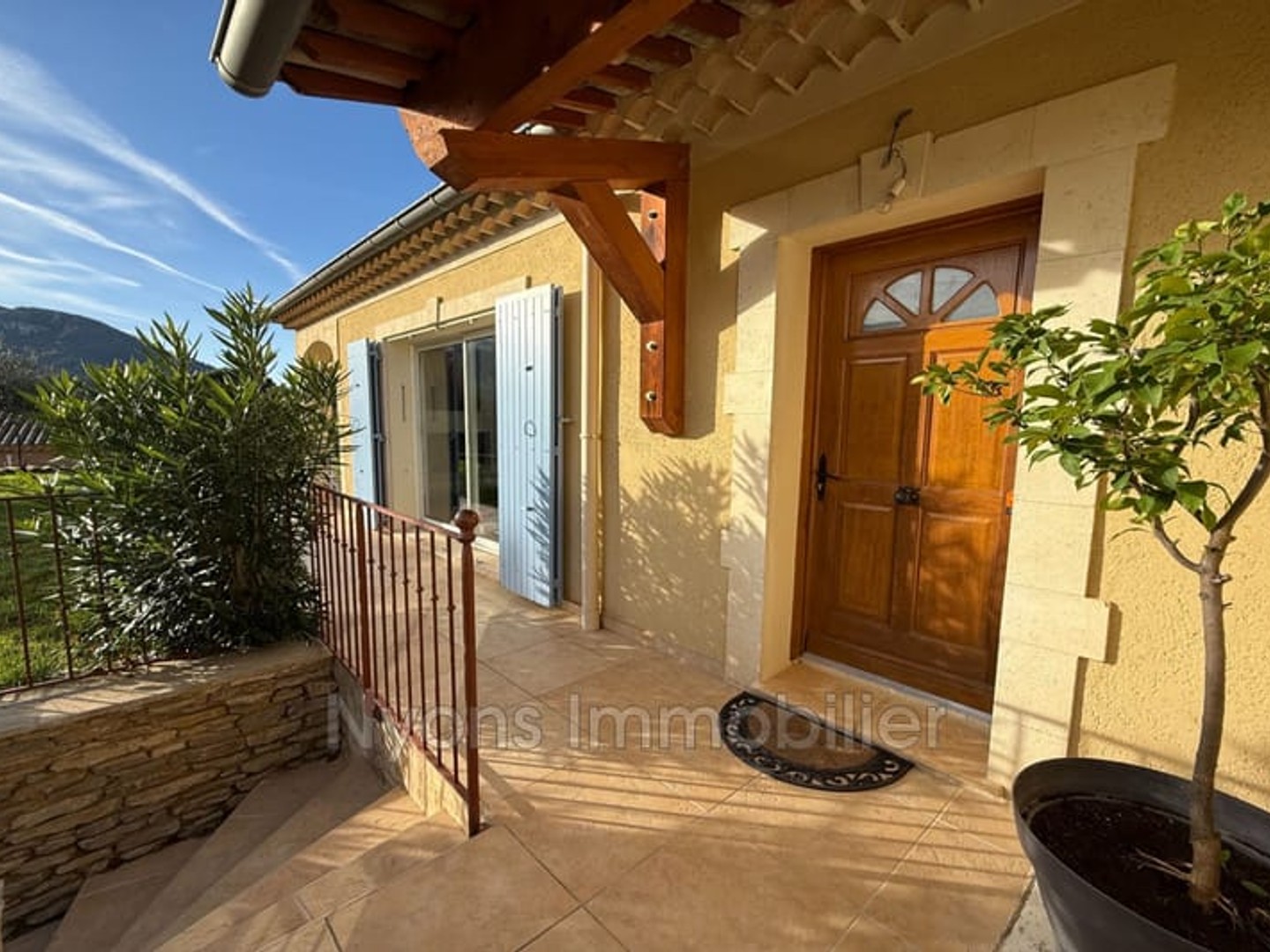Maison à vendre - 110m2 - Nyons (26110)