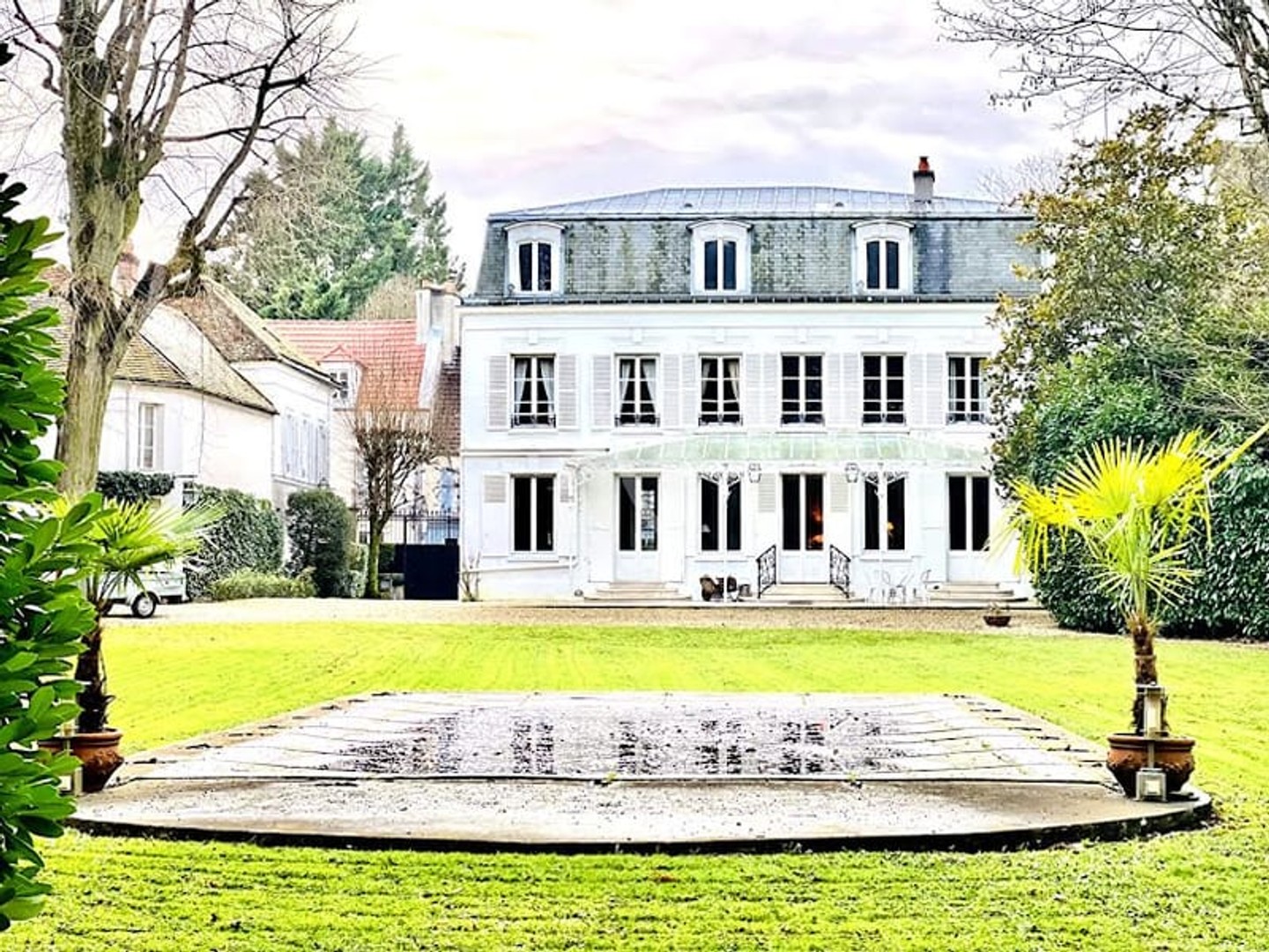 Propriété 12 pièces 376 m²