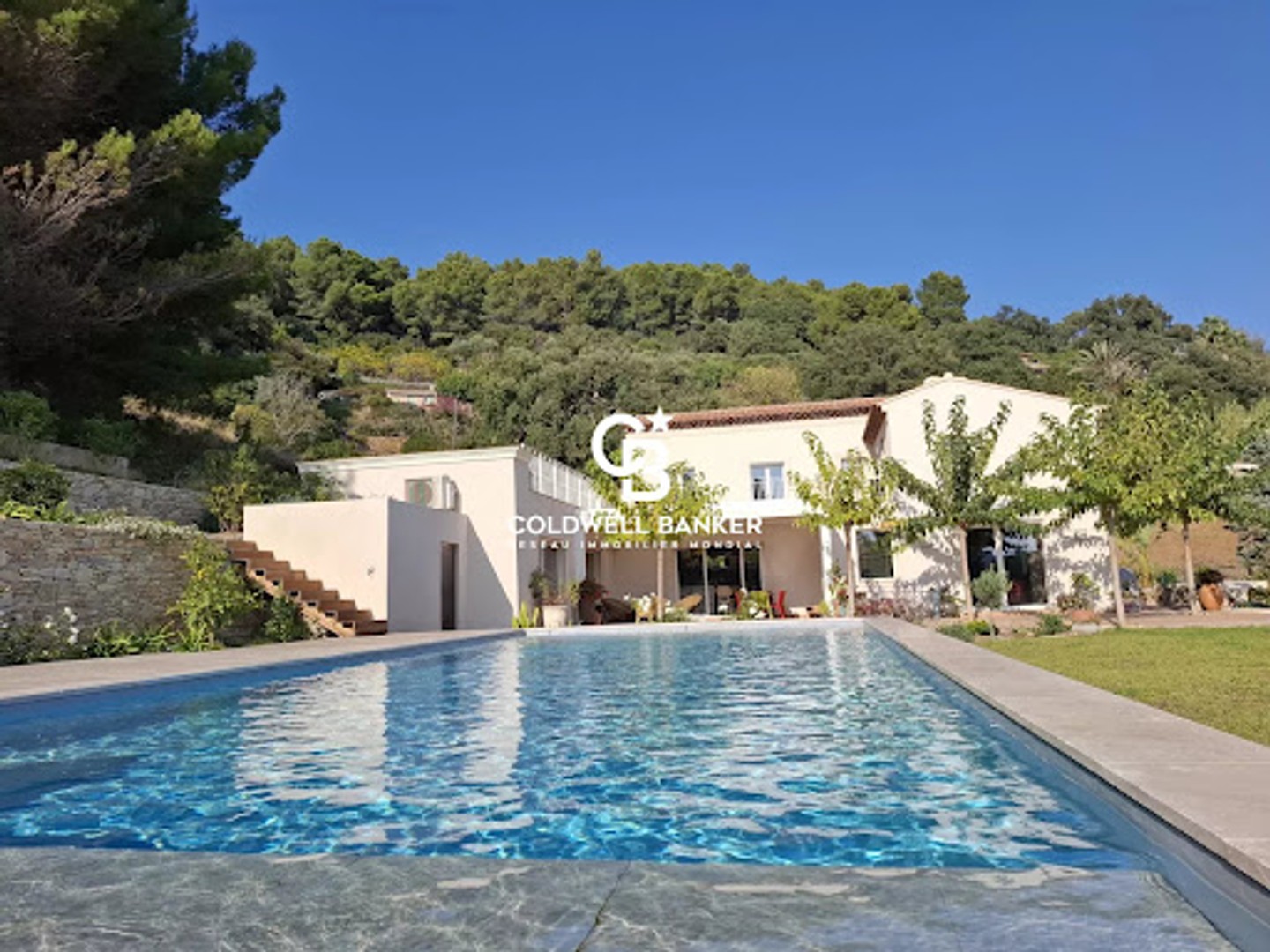 Maison à vendre - 6 pièces - 260m2 - Carqueiranne (83320)