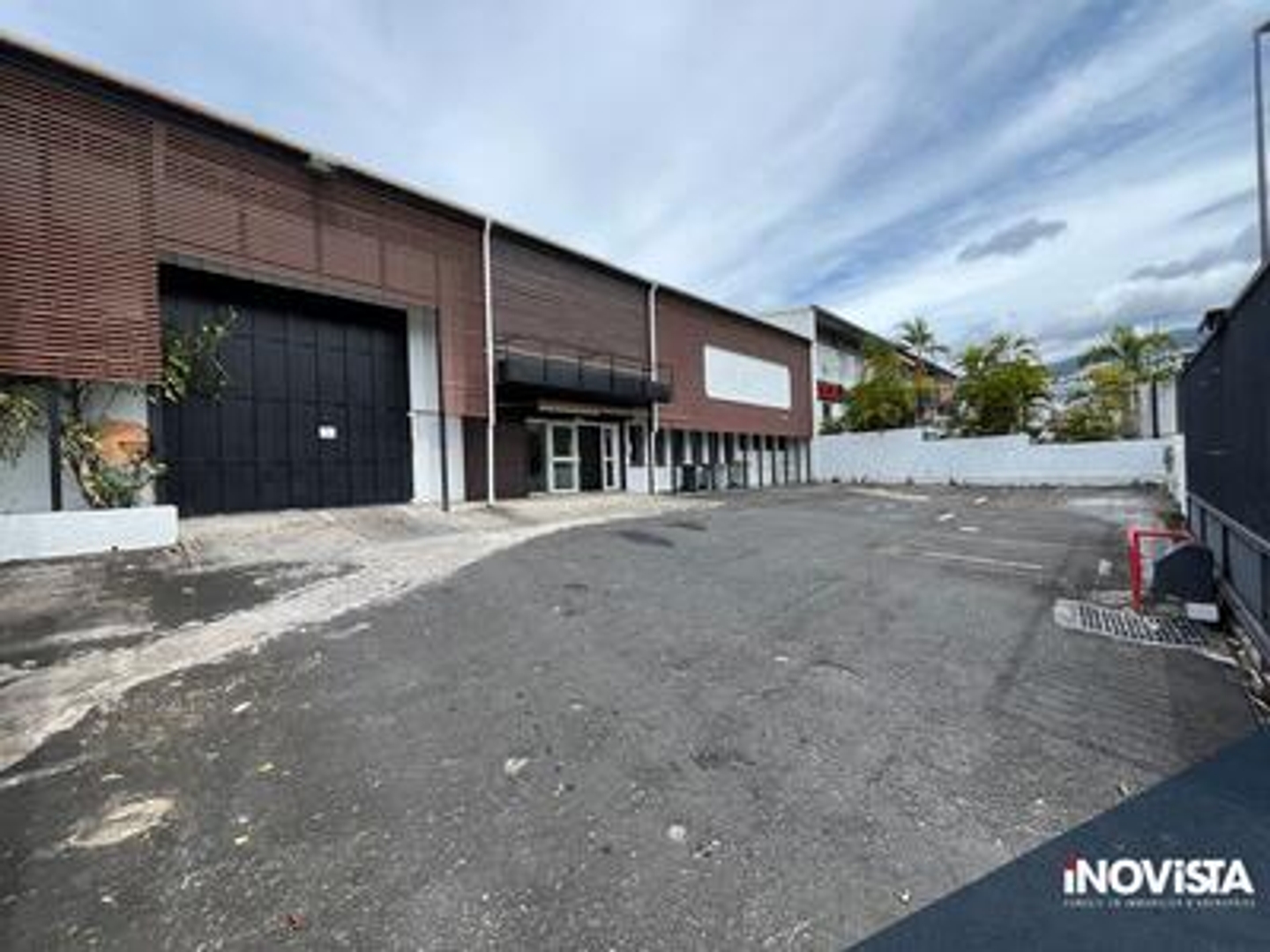Locaux à vendre - 847m2 - Saint-Denis (97490)