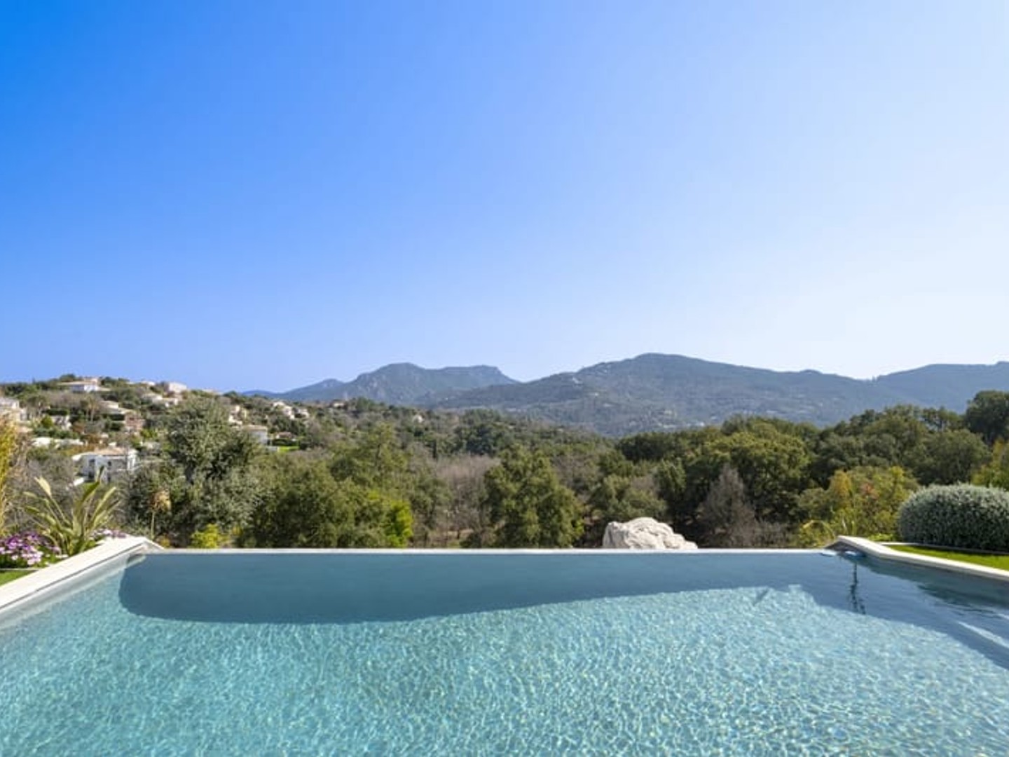 Maison à vendre - 7 pièces - 237m2 - Cannes (06400)