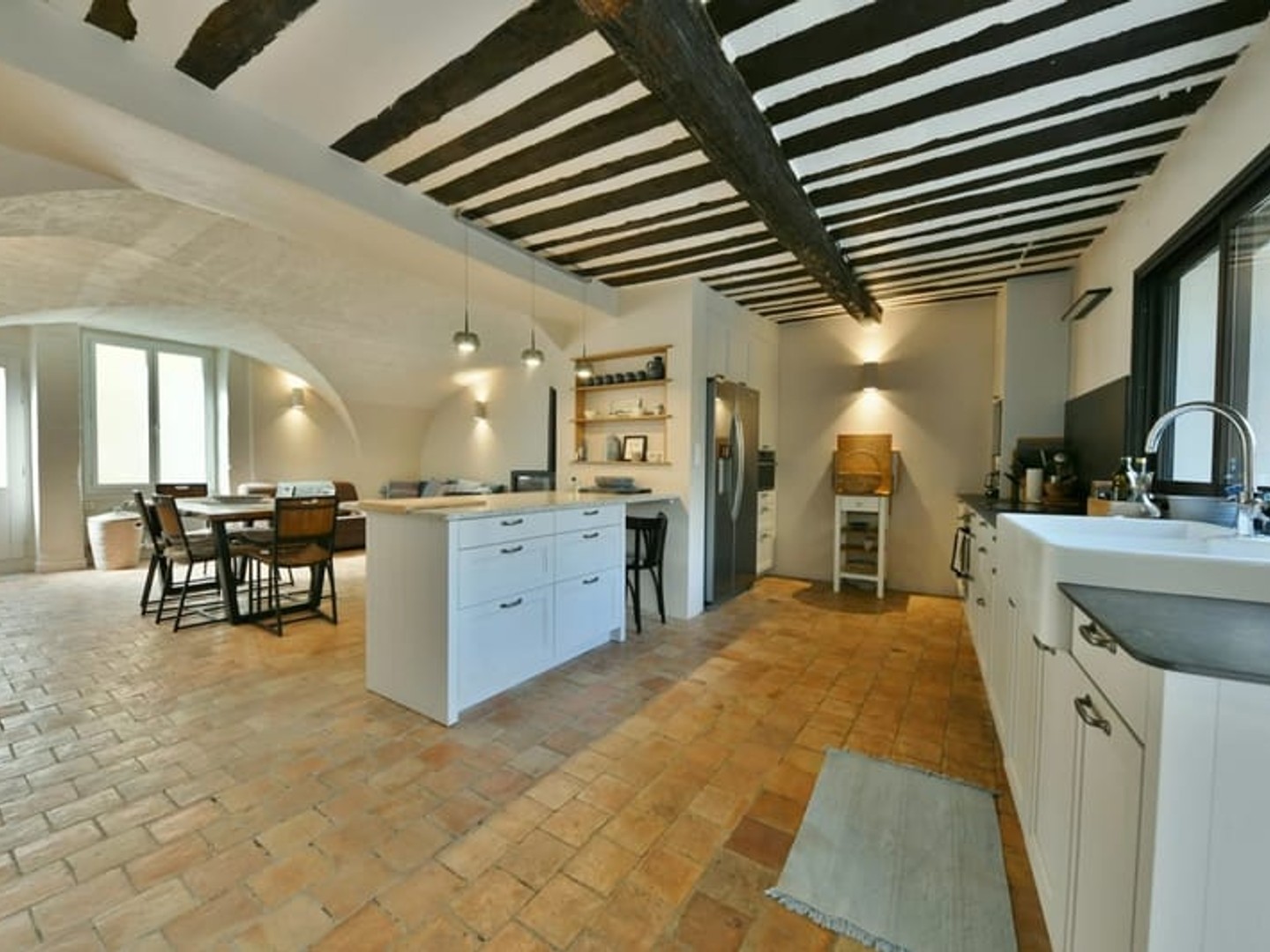 Maison à vendre - 7 pièces - 181m2 - Uzès (30700)