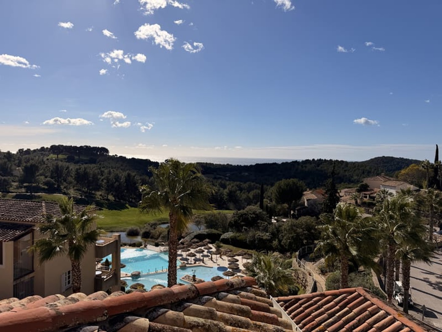 Appartement à vendre - 2 pièces - 48m2 - Saint-Cyr-Sur-Mer (83270)