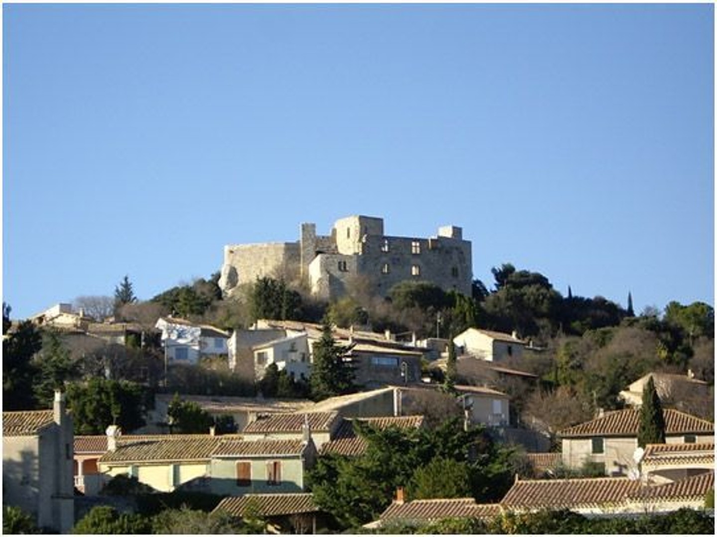 Maison à vendre - 3 pièces - 85m2 - Lédenon (30210)