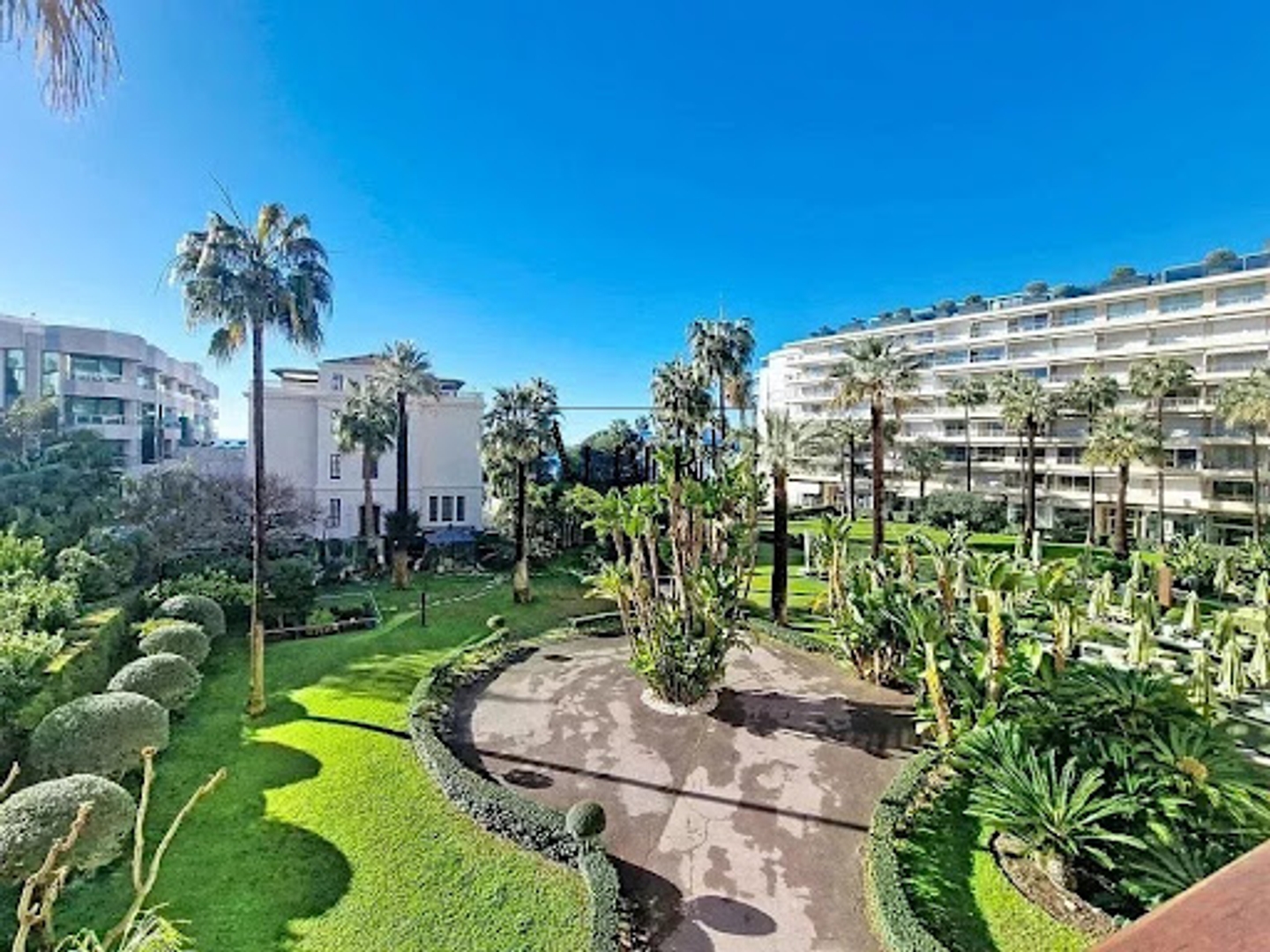 Appartement à vendre - 3 pièces - 84m2 - Cannes (06400)