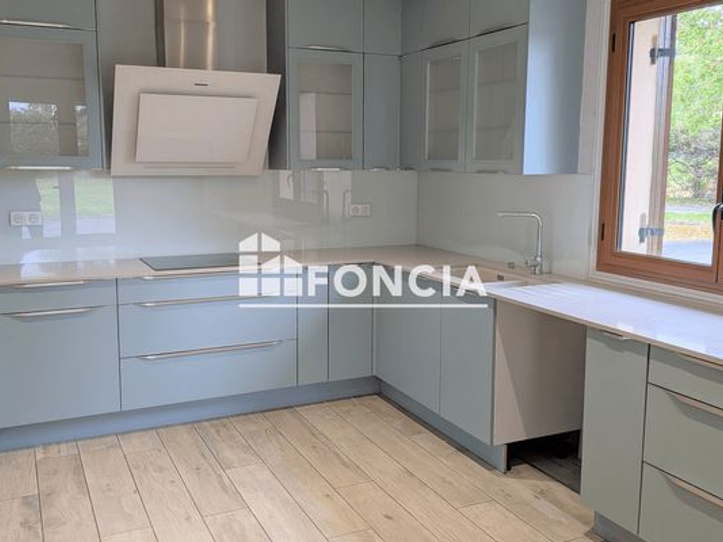 Maison à vendre - 11 pièces - 390m2 - Antonne-Et-Trigonant (24420)