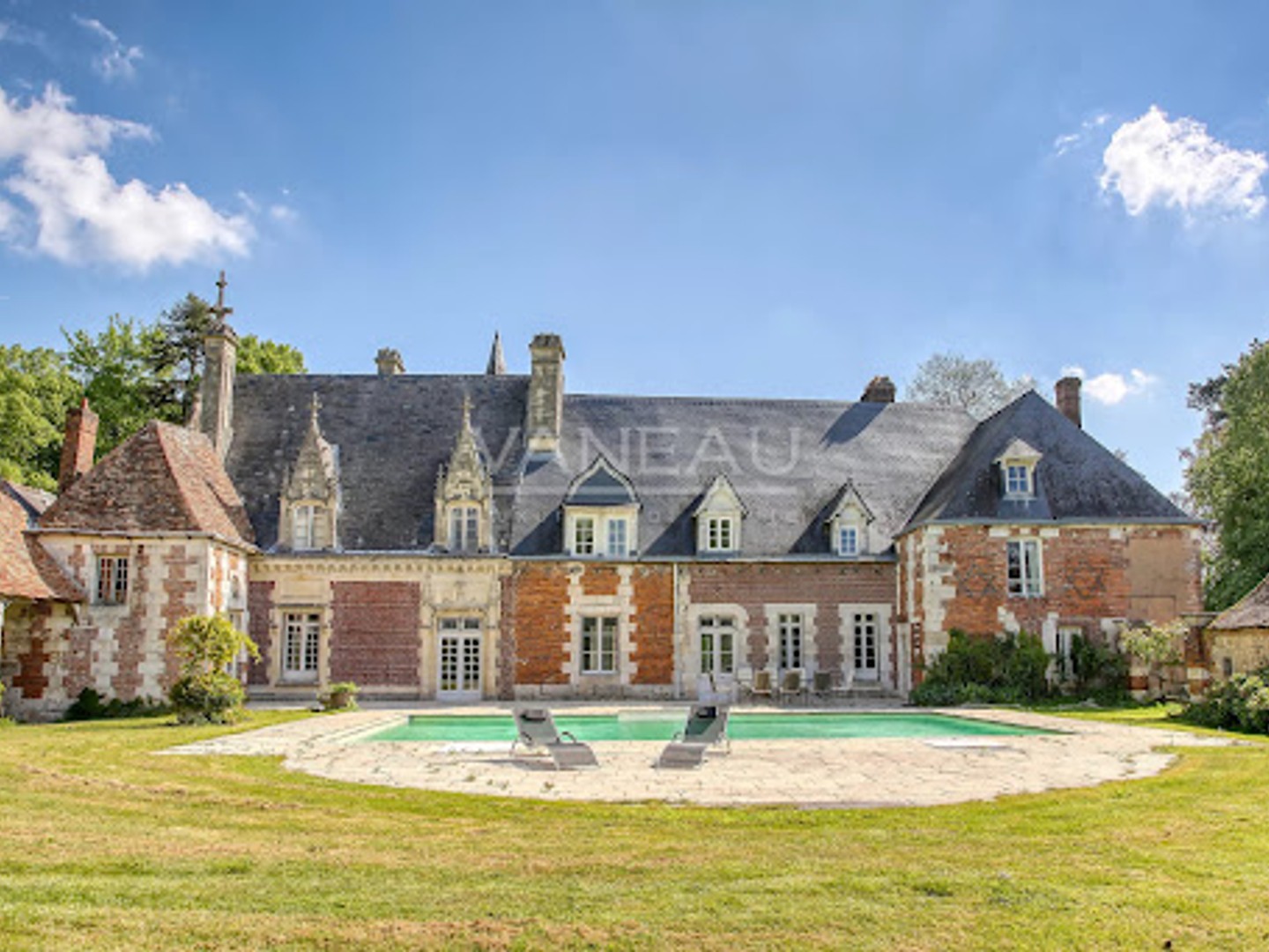 Maison à vendre - 15 pièces - 500m2 - Saint-Ouen-De-Tho... (27310)