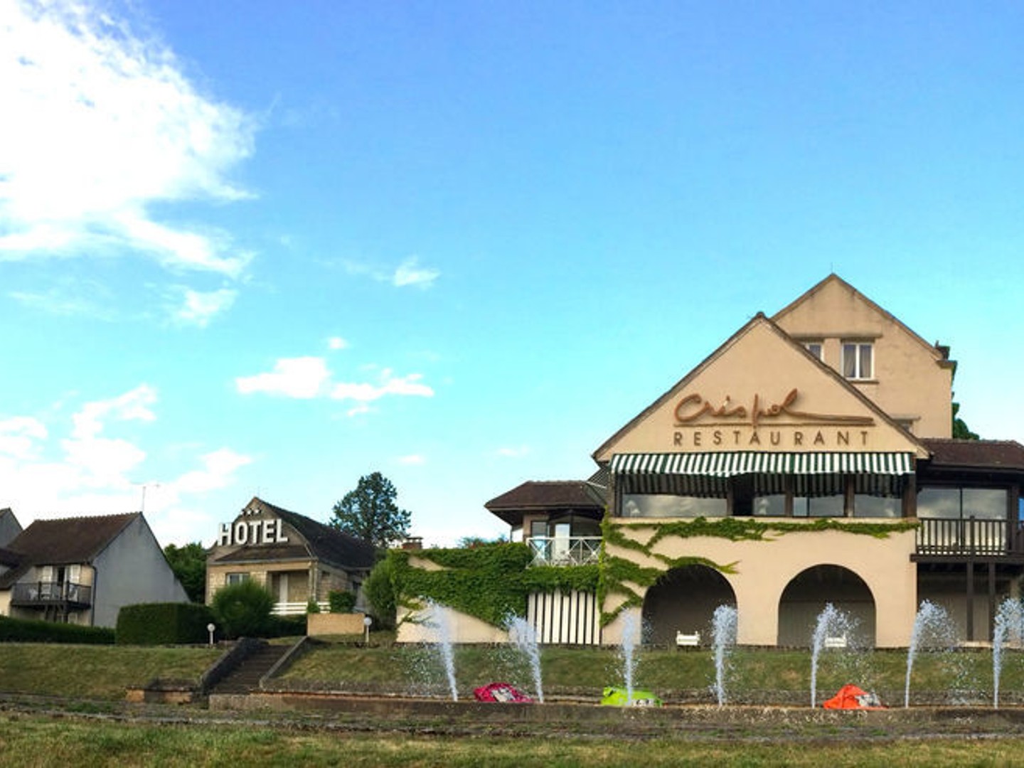 Maison à vendre - 1179m2 - Vézelay (89450)