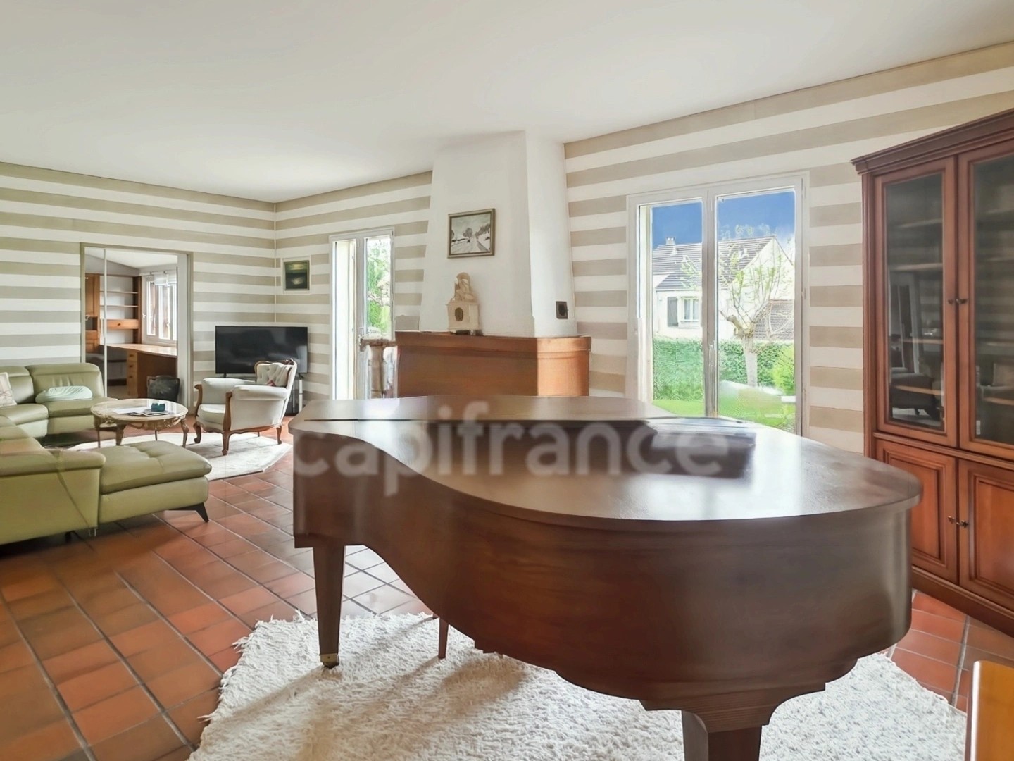 Maison à vendre - 7 pièces - 137m2 - Jouy-Le-Moutier (95280)