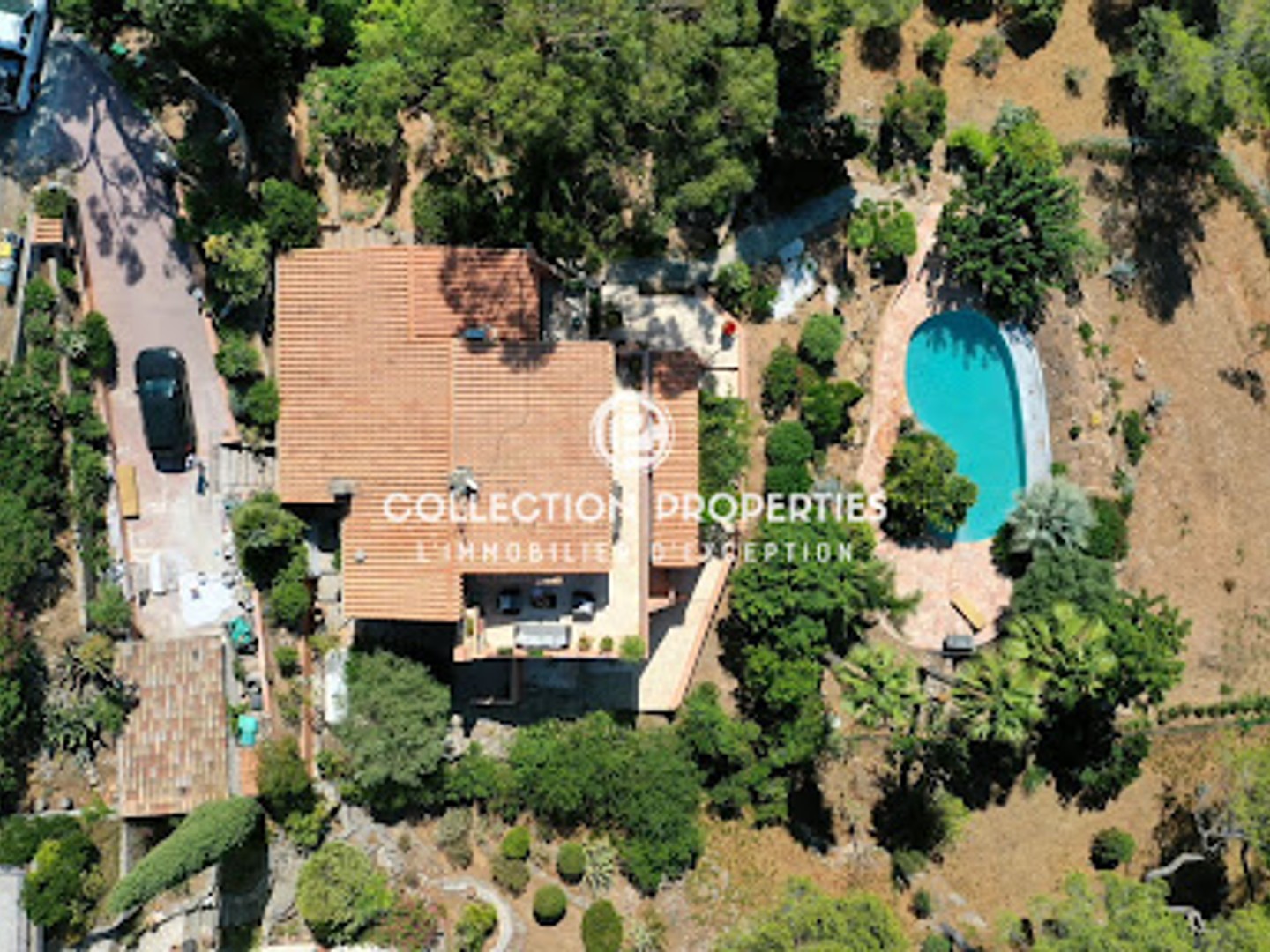 Maison à vendre - 6 pièces - 200m2 - Hyères (83400)