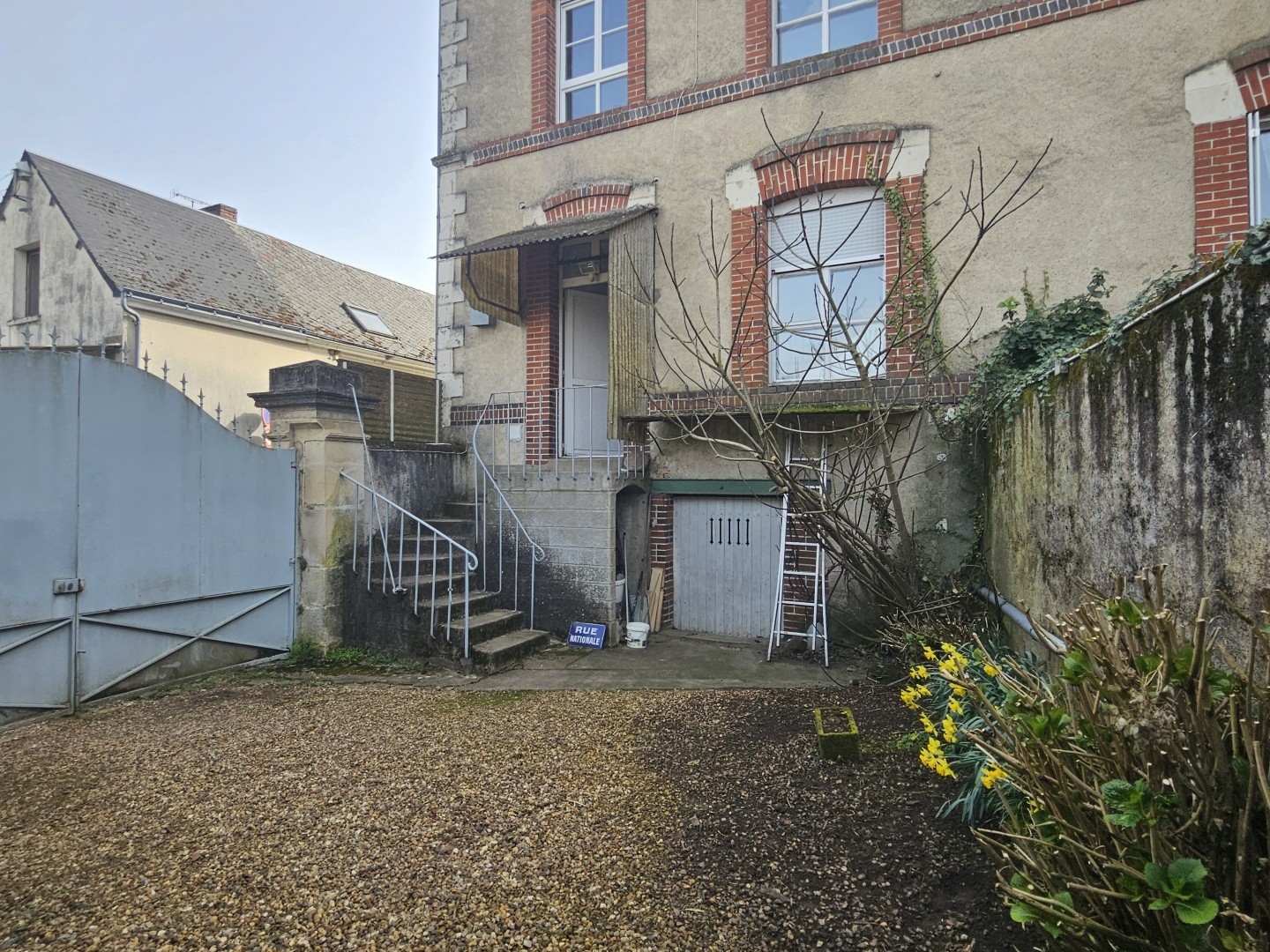 Appartement à vendre - 5 pièces - 155m2 - Monnaie (37380)