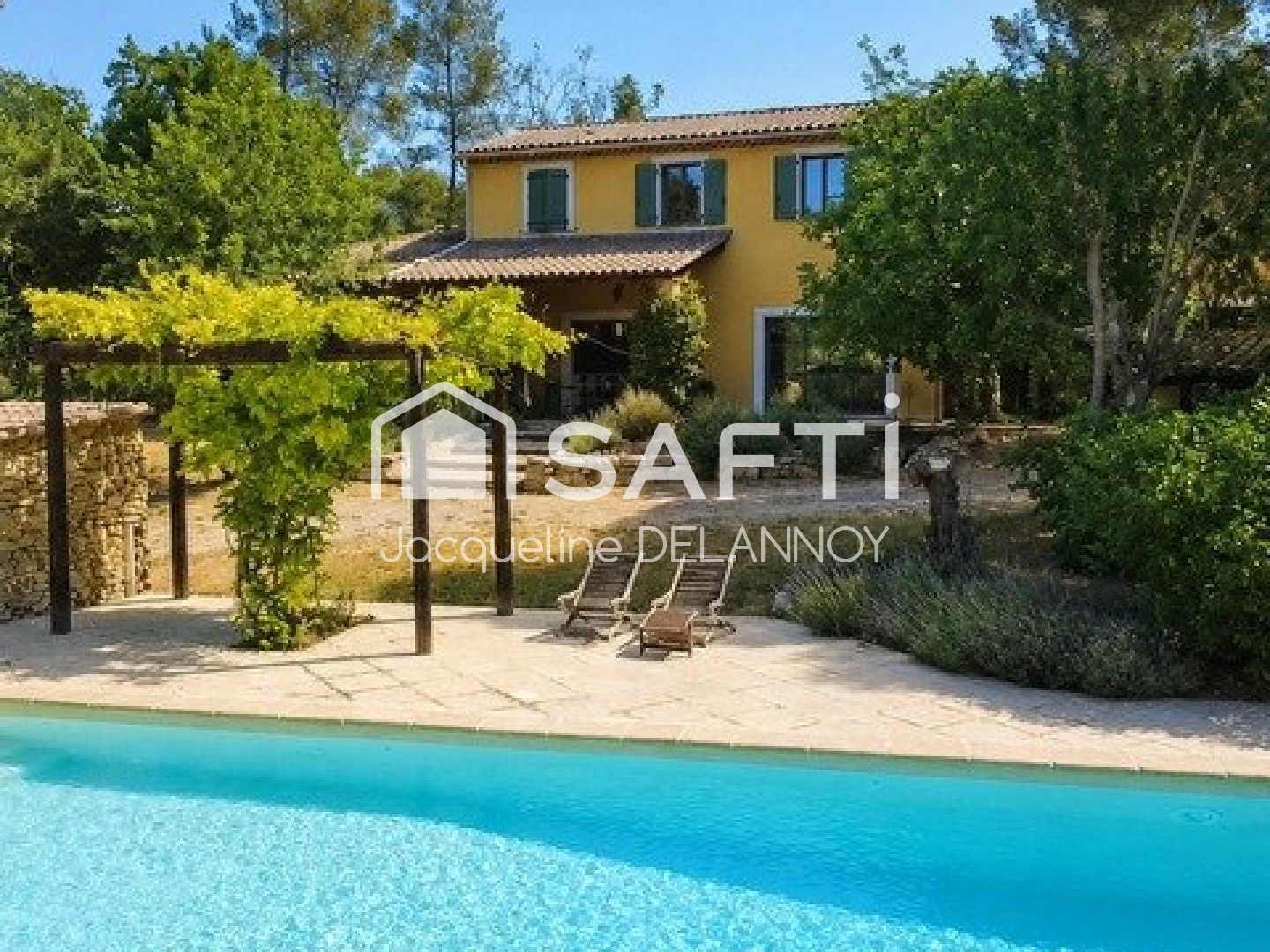Maison à vendre - 5 pièces - 197m2 - Fayence (83440)